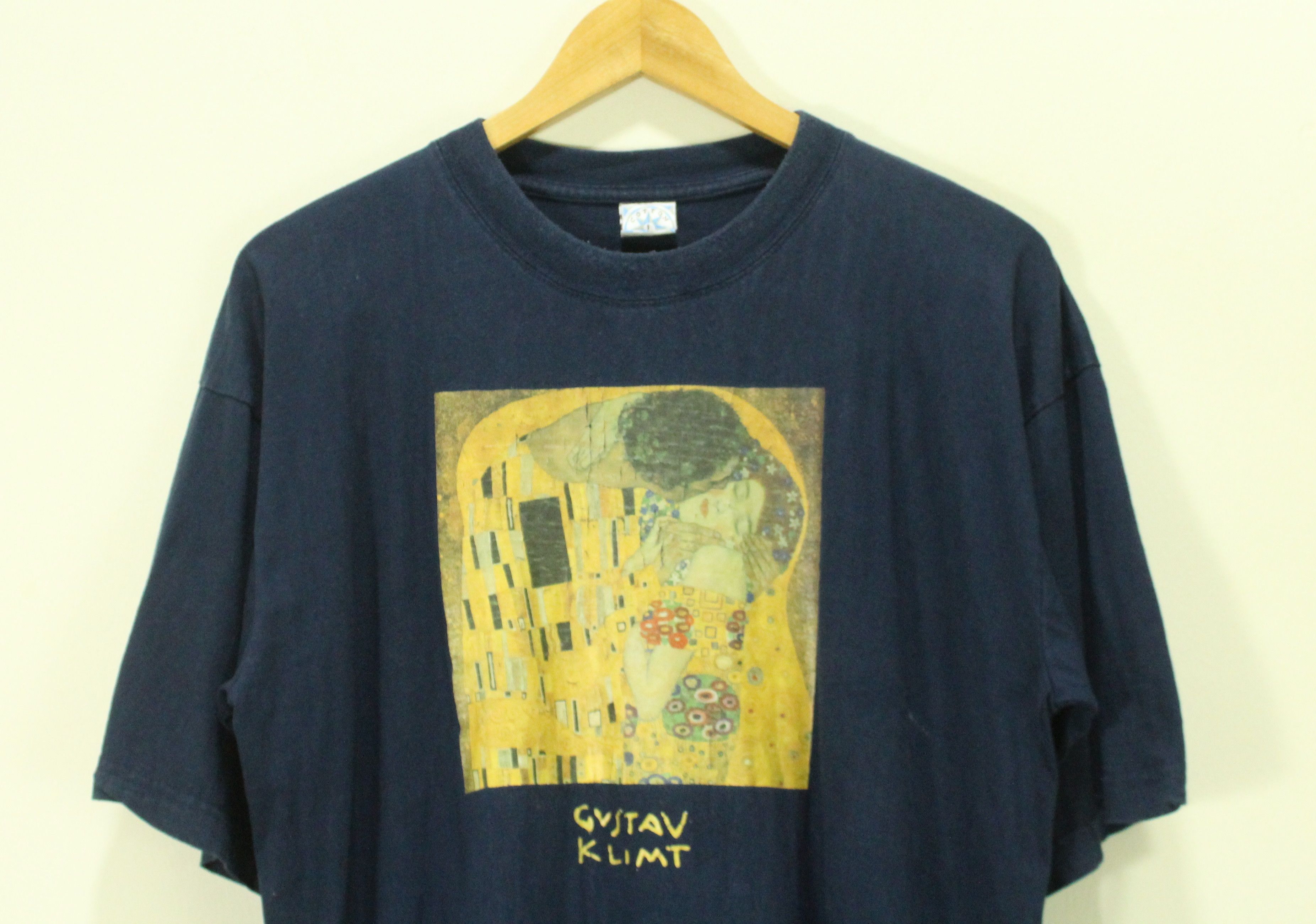 Vintage Vintage GUSTAV KLIMT T Shirt Europe Distressed Printed Size US L / EU 52-54 / 3 - 3 Thumbnail