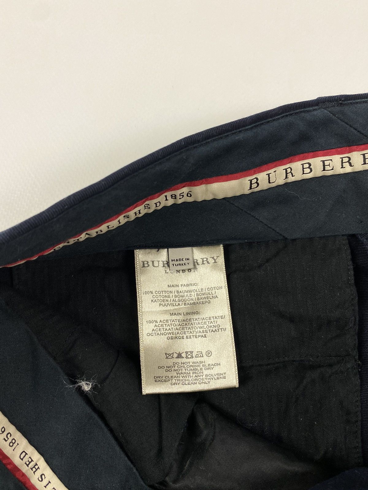 Burberry Burberry London Chino Trousers Pants Size 35 Size US 35 - 14 Thumbnail