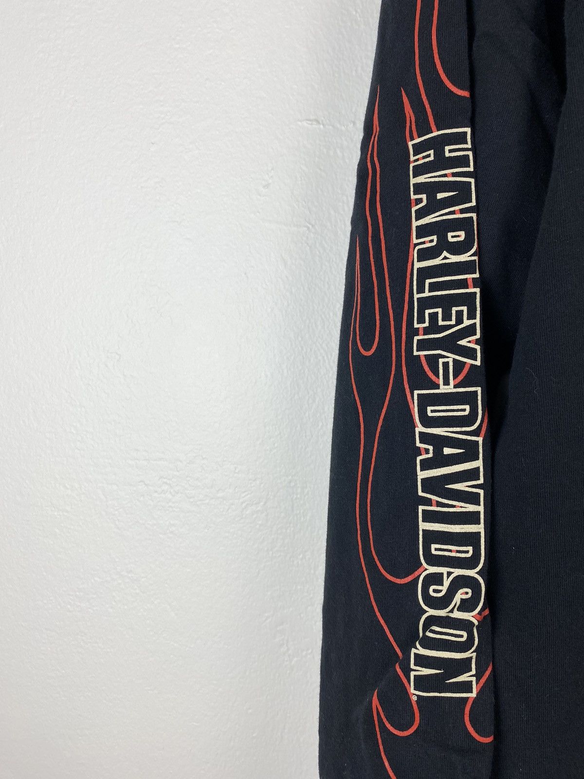 Harley Davidson Harley Davidson Flame Embroidered Long sleeve T Shirt Rare Size US L / EU 52-54 / 3 - 3 Thumbnail
