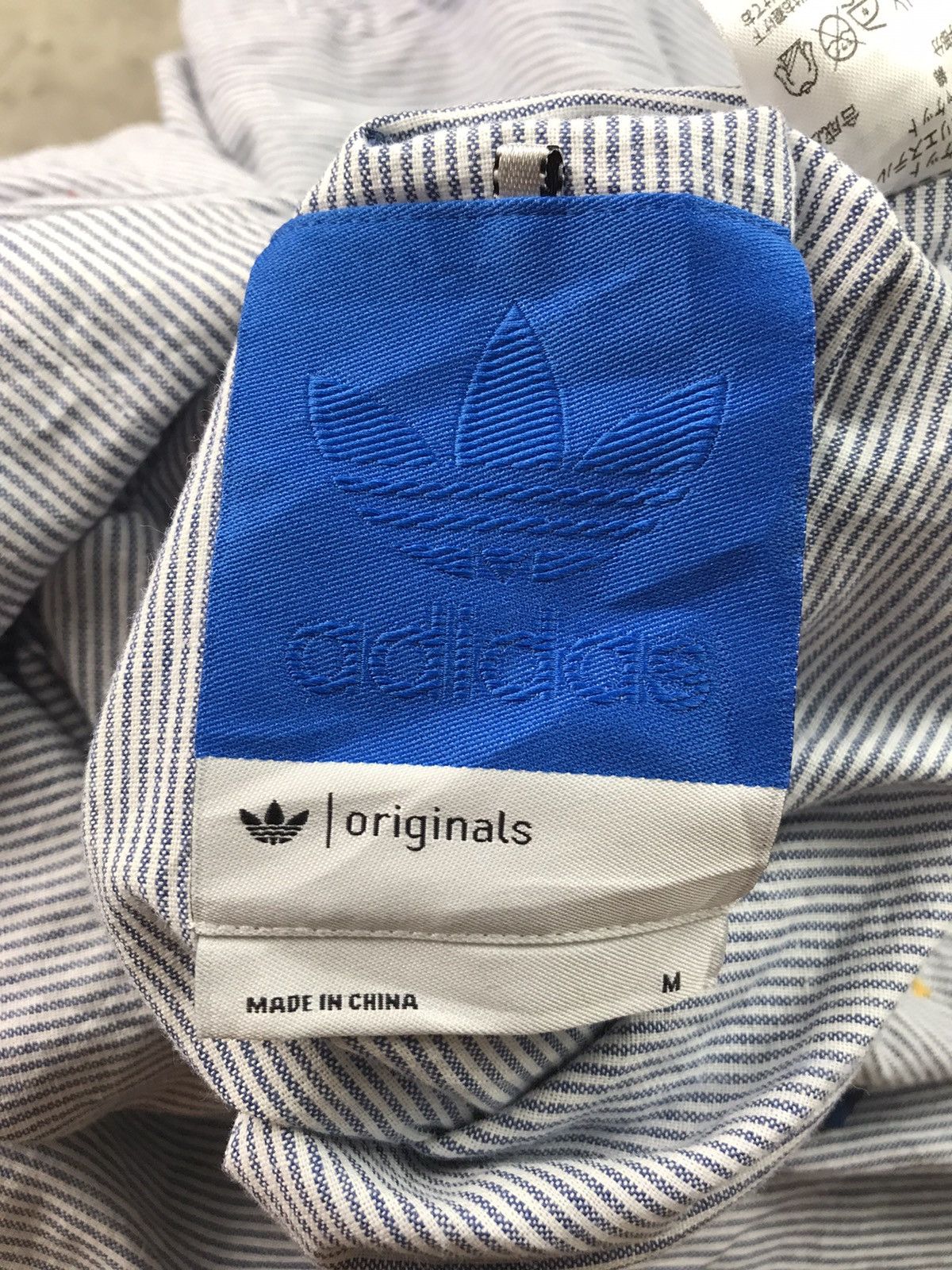 Adidas 🔥ADIDAS REVERSIBLE JACKET ZIPPER Size US M / EU 48-50 / 2 - 12 Thumbnail