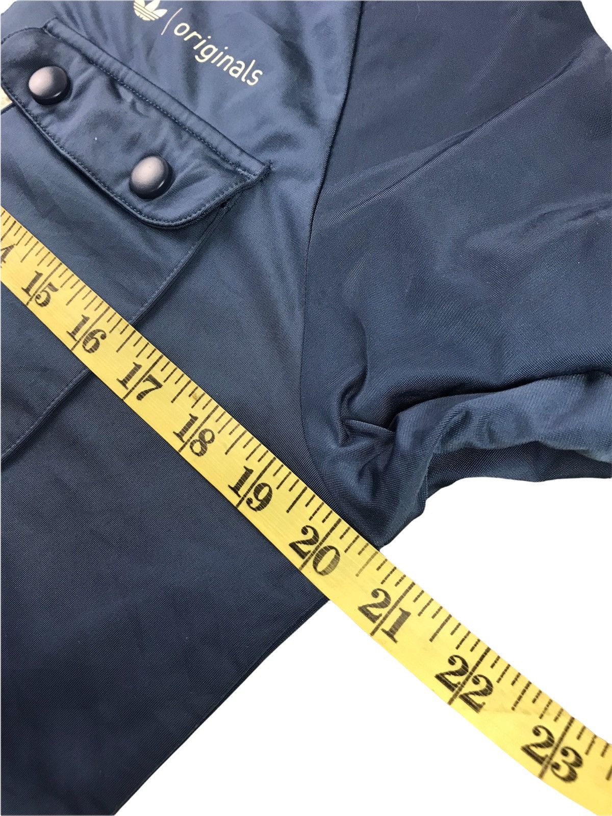 Adidas 🔥ADIDAS REVERSIBLE JACKET ZIPPER Size US M / EU 48-50 / 2 - 18 Thumbnail