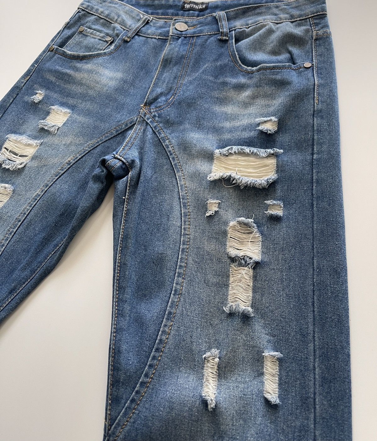Japanese Brand Hemiks Distressed Blue Denim Size US 33 - 5 Thumbnail