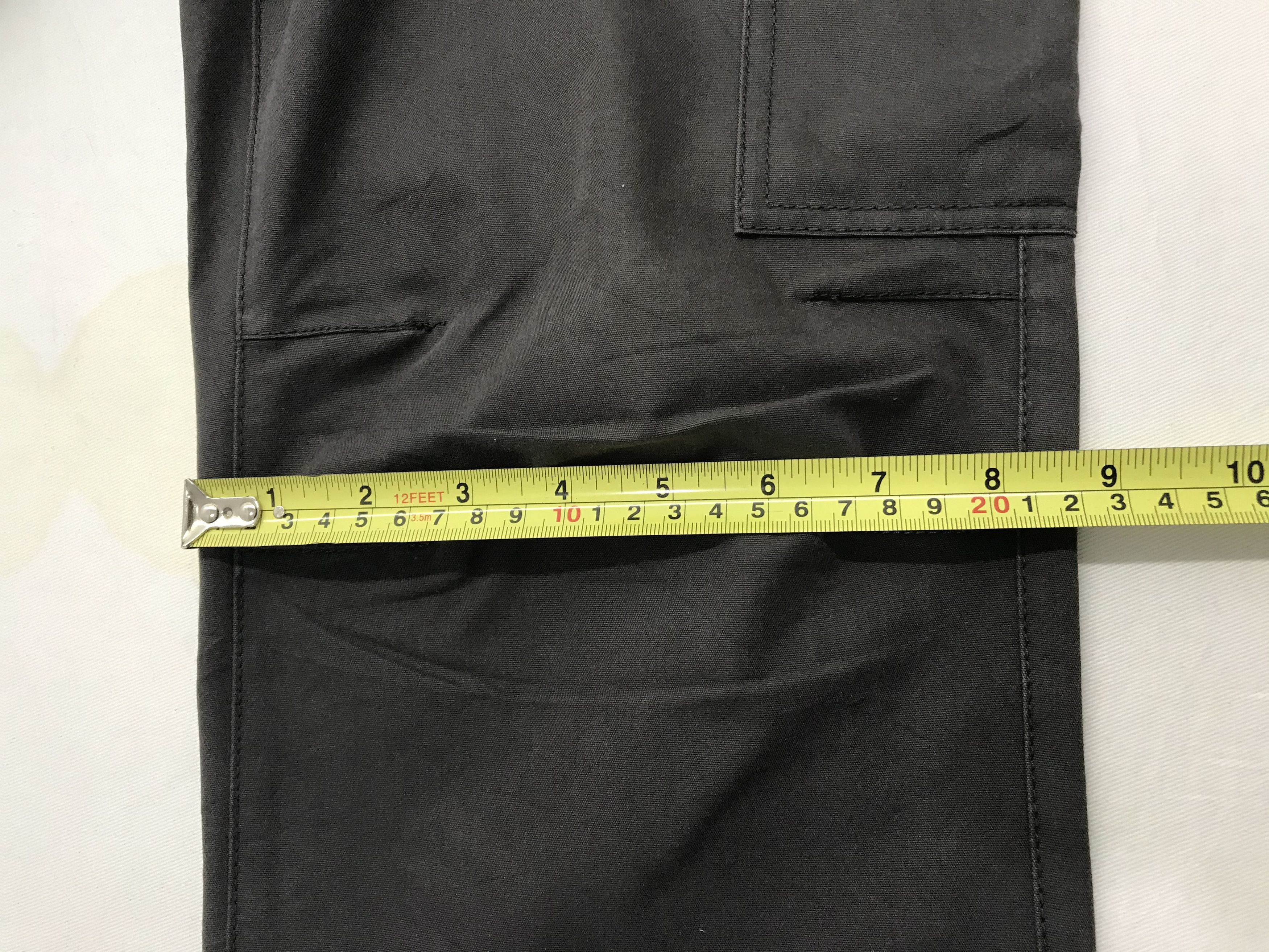 Burberry ❌Last Drop❌Burberry Golf cargo pants Size US 32 / EU 48 - 18 Thumbnail