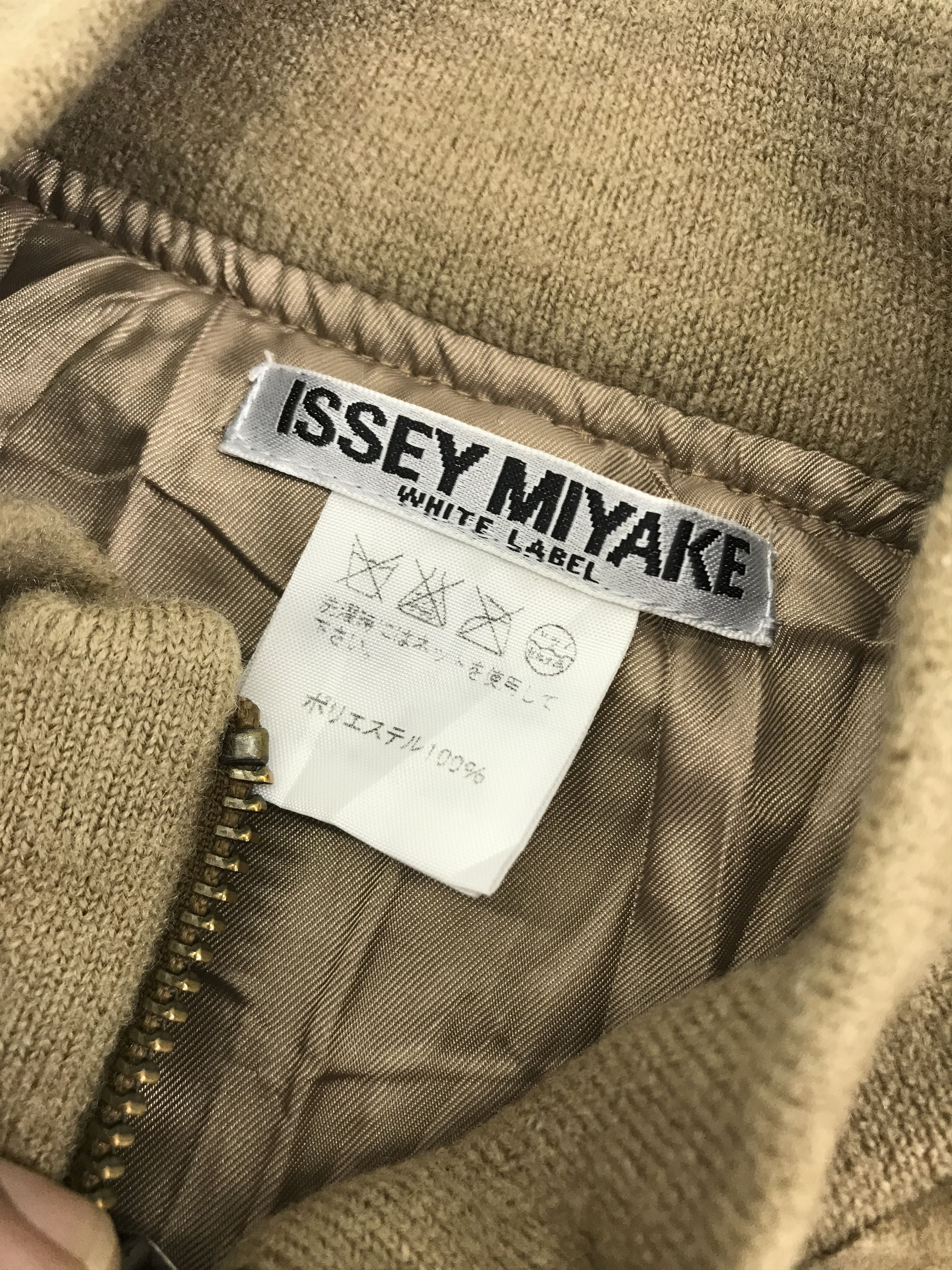 Issey Miyake ❌Last Drop❌issey miyake Long sleeve Zipper Size US M / EU 48-50 / 2 - 4 Thumbnail