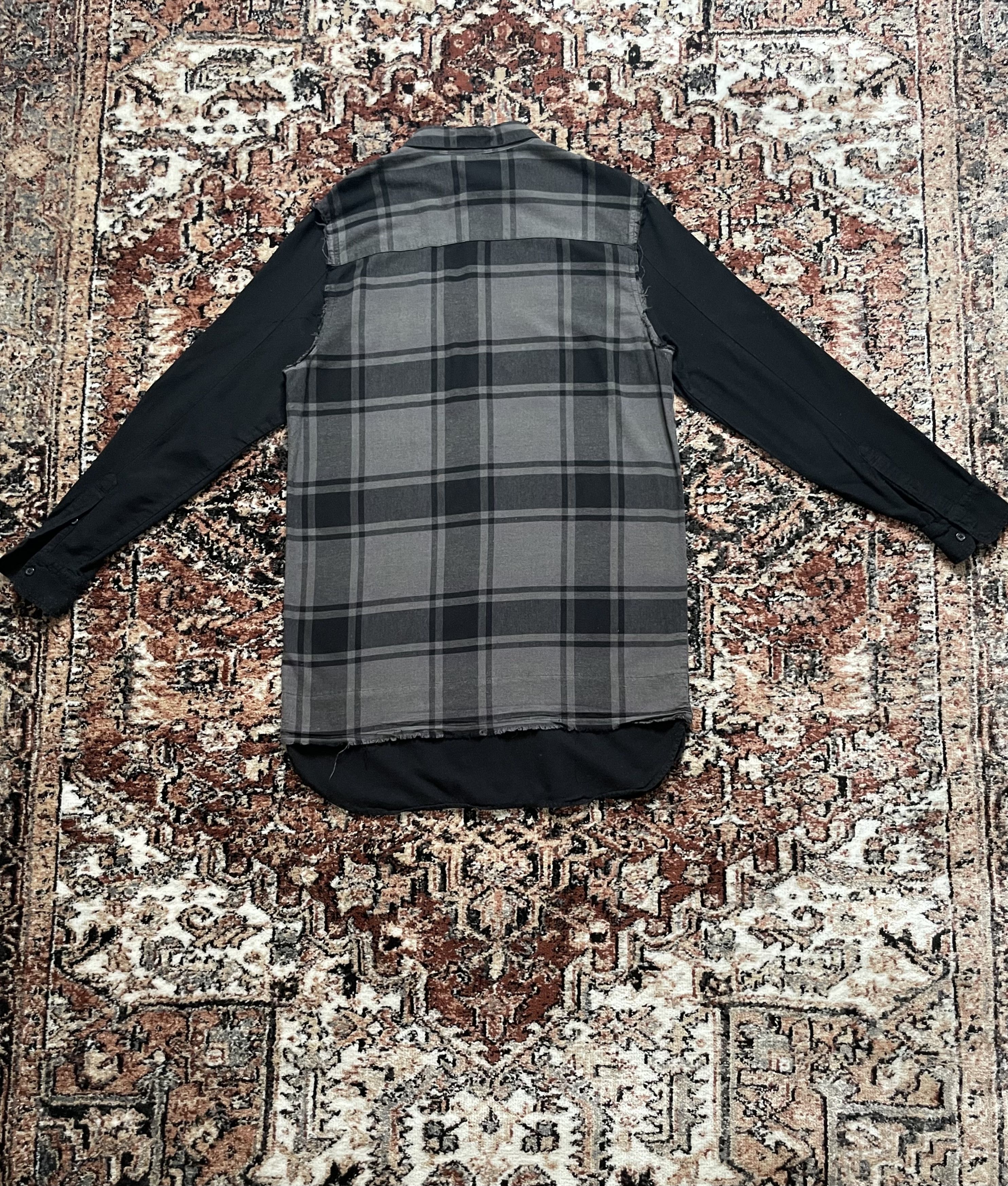 H&M H&M - Gray and black checkered Flannel with black sleeves Size US S / EU 44-46 / 1 - 2 Thumbnail