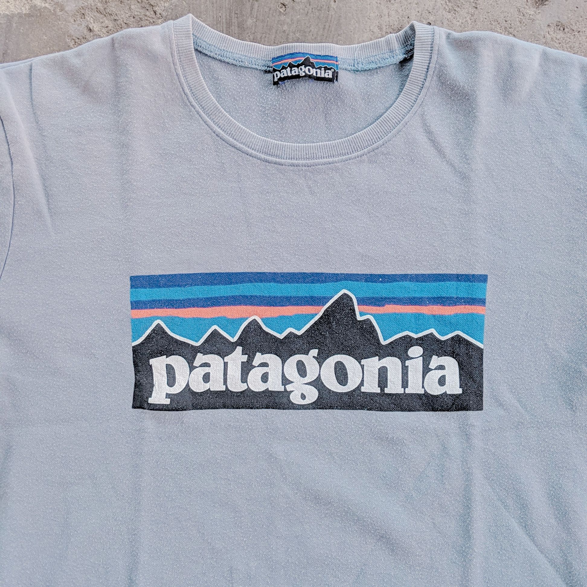 Patagonia Vintage Patagonia 80s 90s Rare Shirt Big Logo Tee Size US M / EU 48-50 / 2 - 7 Thumbnail