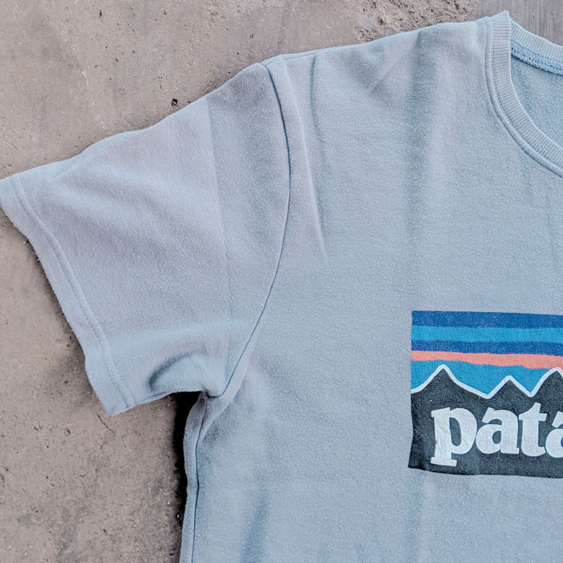 Patagonia Vintage Patagonia 80s 90s Rare Shirt Big Logo Tee Size US M / EU 48-50 / 2 - 6 Thumbnail