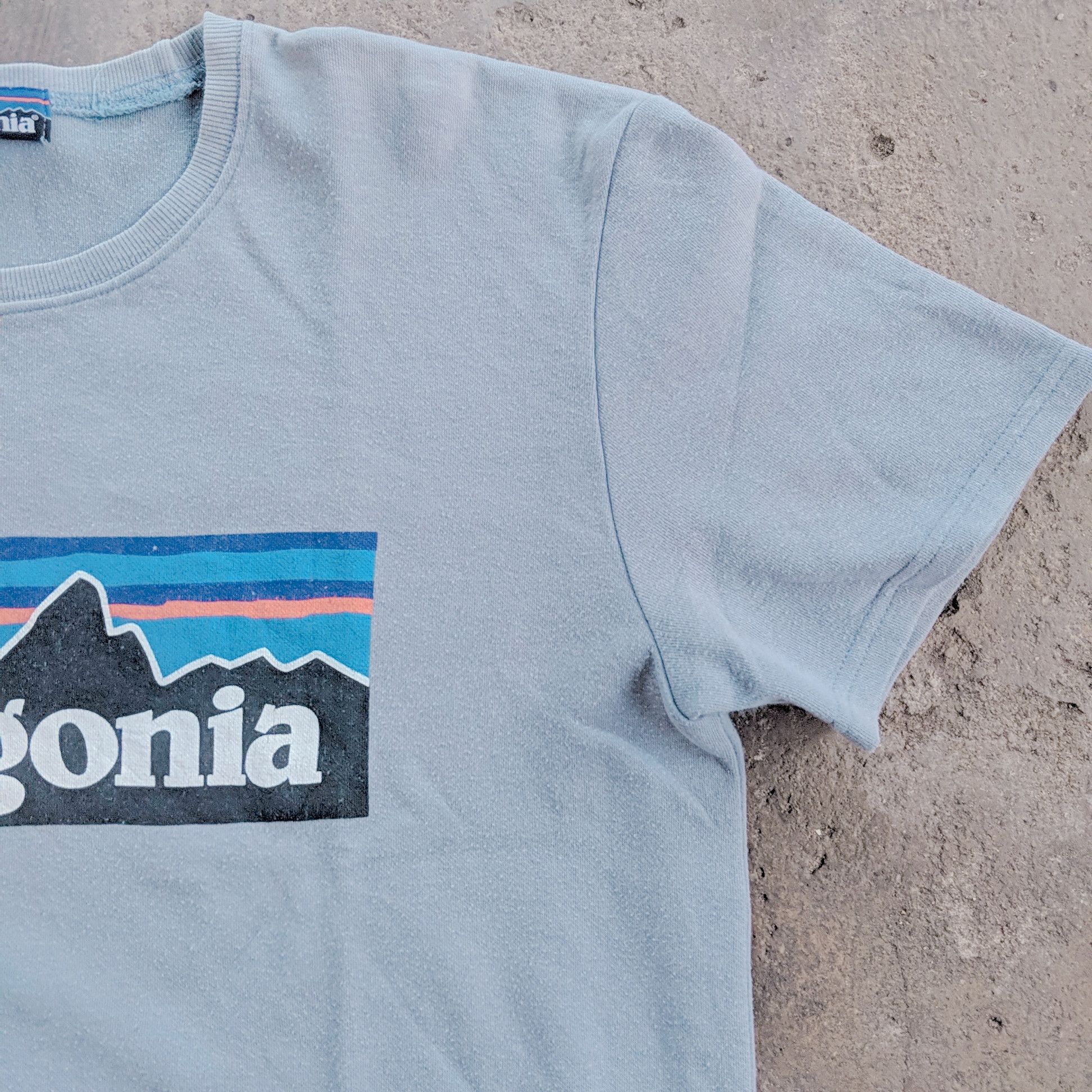 Patagonia Vintage Patagonia 80s 90s Rare Shirt Big Logo Tee Size US M / EU 48-50 / 2 - 5 Thumbnail