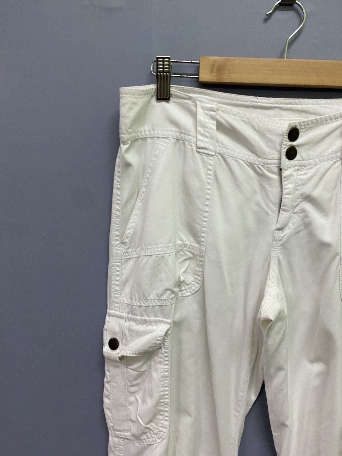 Aeropostale Cargo AEROPOSTALE 8 Pocket Parachute White Pants Size US 32 / EU 48 - 4 Thumbnail