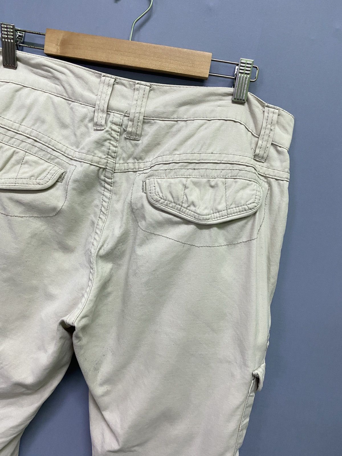 In The Attic Cargo IN THE ATTIC Multipocket Distressed Curve Leg Pants Size US 33 - 22 Thumbnail