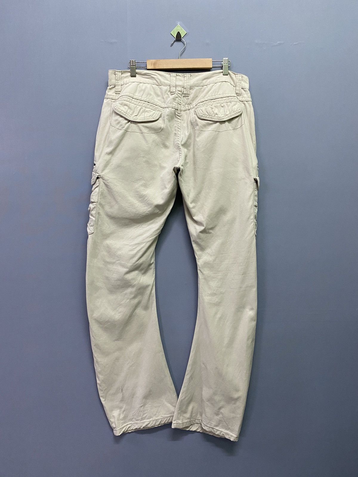 In The Attic Cargo IN THE ATTIC Multipocket Distressed Curve Leg Pants Size US 33 - 2 Thumbnail