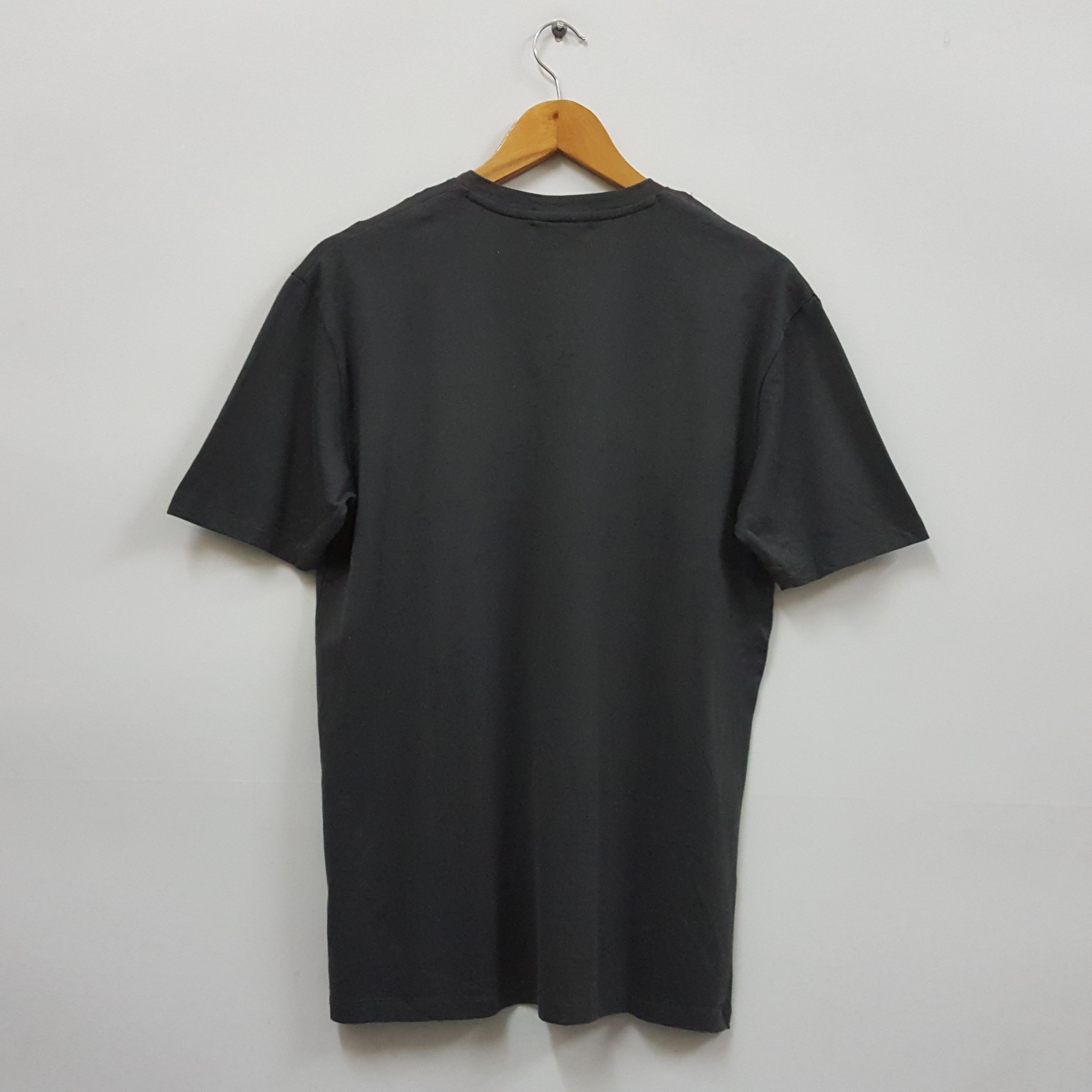 Burberry × Vintage Vintage Burberry spell out V neck style t-shirt Size US M / EU 48-50 / 2 - 3 Thumbnail