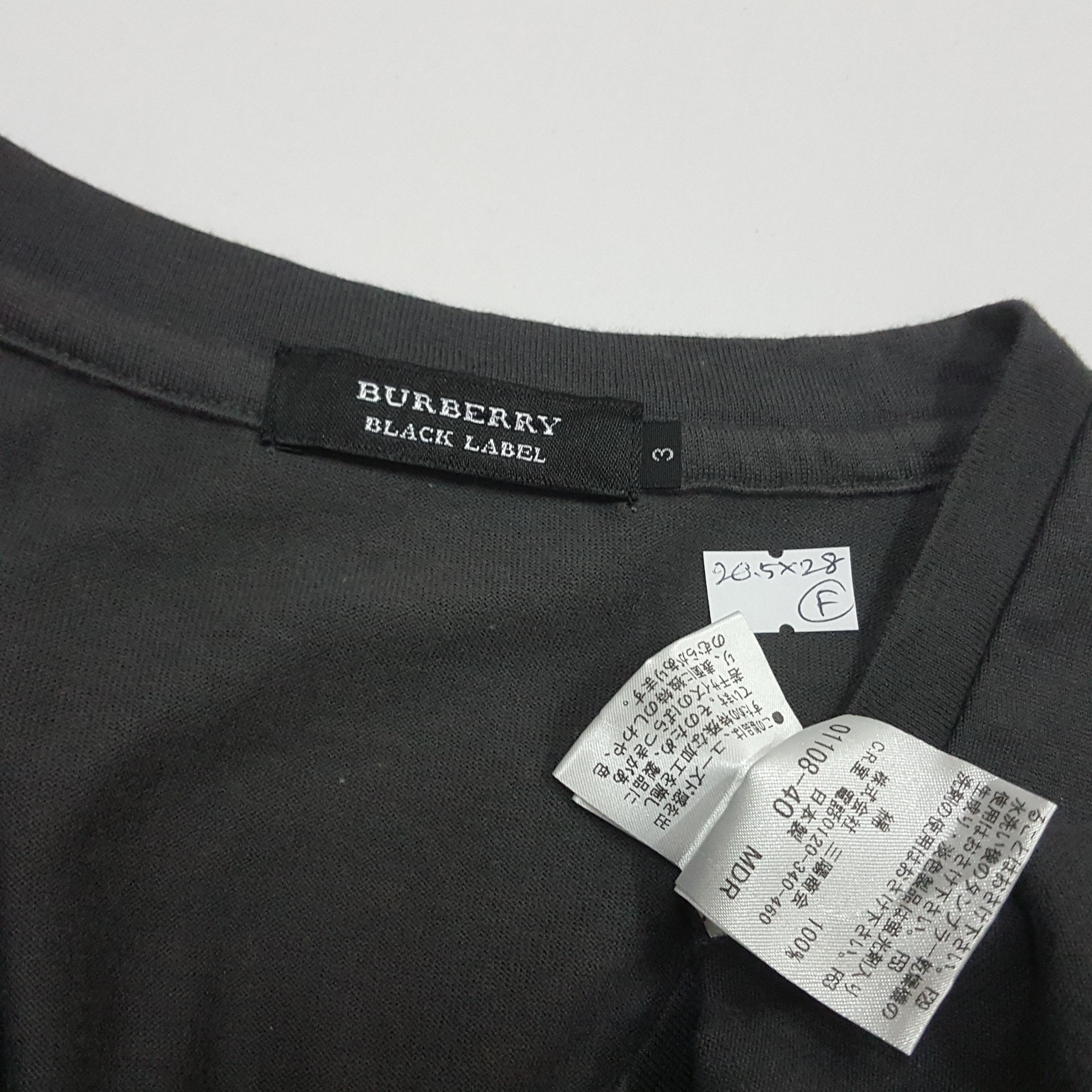 Burberry × Vintage Vintage Burberry spell out V neck style t-shirt Size US M / EU 48-50 / 2 - 2 Thumbnail