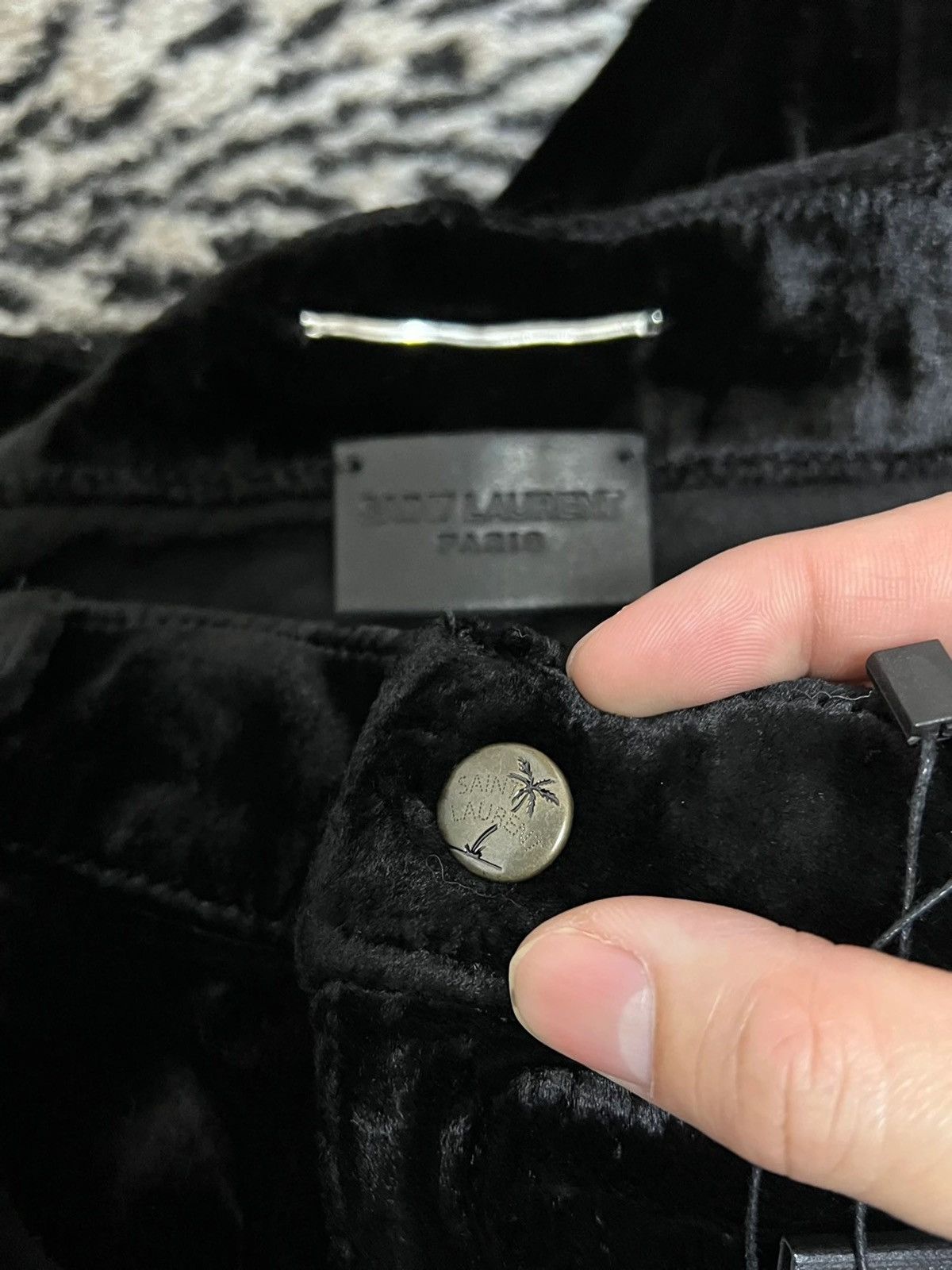 Saint Laurent Paris SS20 Mid-Rise Stonewashed Dévoré Velvet Pants sz28 Size 28" / US 6 / IT 42 - 5 Thumbnail