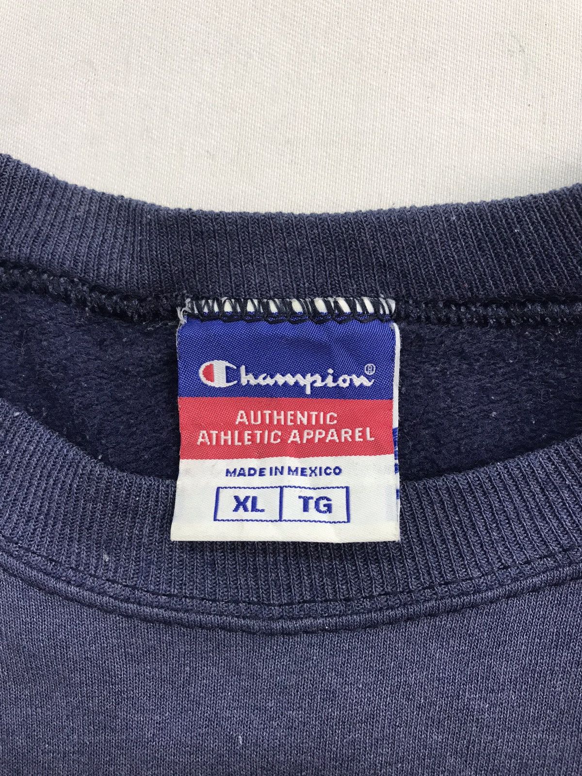 Champion Champion Authlentic sweatshirt Size US XL / EU 56 / 4 - 6 Thumbnail
