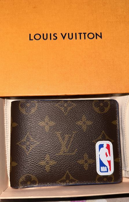 Louis Vuitton Louis Vuitton X NBA Multiple Wallet