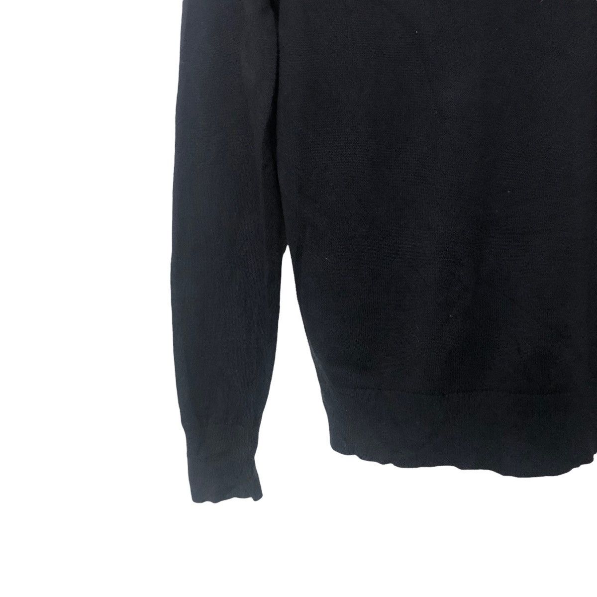 Tommy Hilfiger Vintage Tommy Hilfiger V Neck Knitwear Sweater Jumper Size US S / EU 44-46 / 1 - 7 Thumbnail