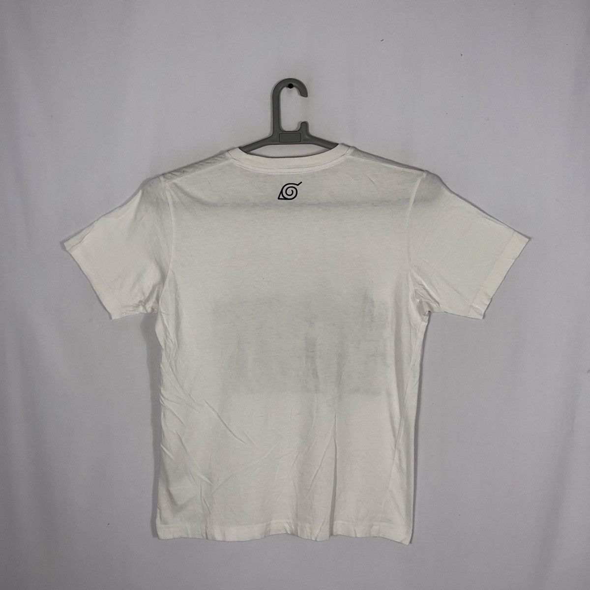 Anime × Uniqlo 🔥Rare🔥Anime Naruto Konoha Heroes Character Promo Tee Size US M / EU 48-50 / 2 - 4 Thumbnail