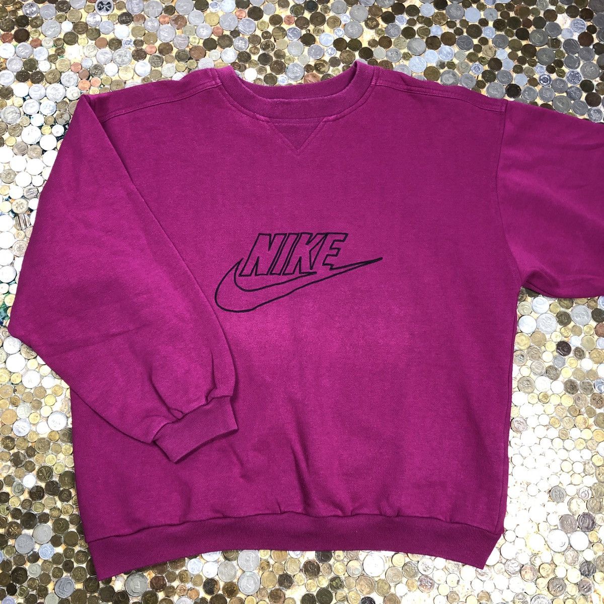 Nike Vintage made 90s crewneck big swoosh spellout spell out