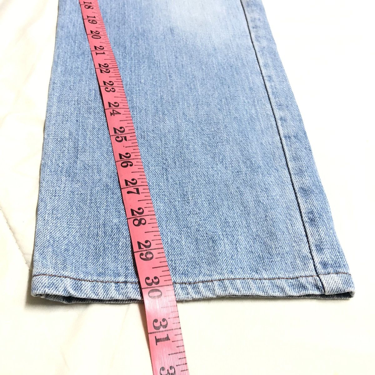 Levi's × Vintage Vintage Levi’s Buckleback Capital e Non Selvedge Size US 30 / EU 46 - 9 Thumbnail
