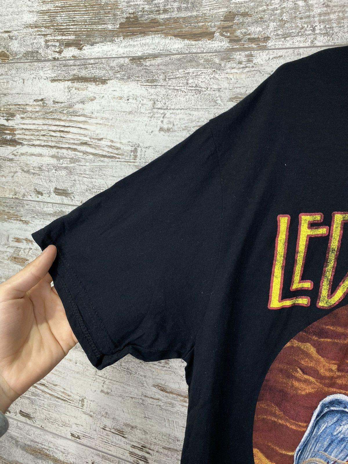 Band Tees Mens Vintage Led Zeppelin T Shirt rock band tee Size US XL / EU 56 / 4 - 4 Thumbnail