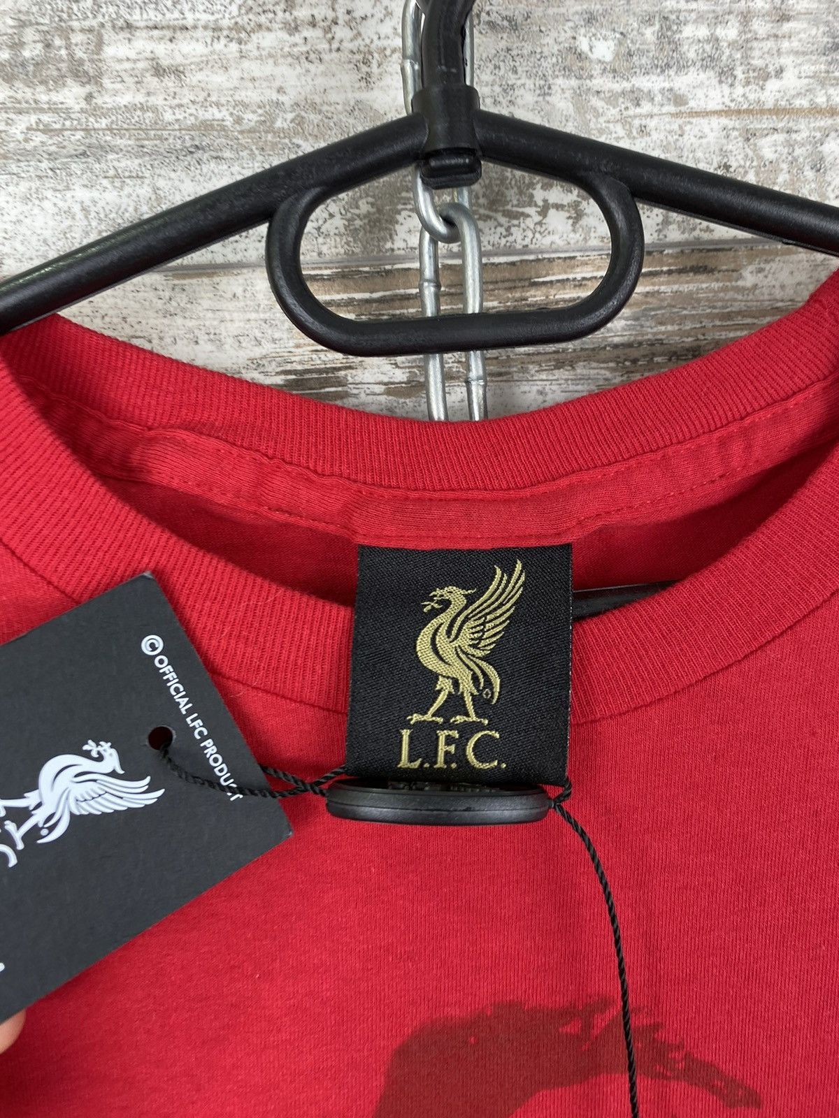 Vintage Mens Vintage New FC Liverpool Coutinho T Shirt soccer jersey Size US L / EU 52-54 / 3 - 7 Thumbnail