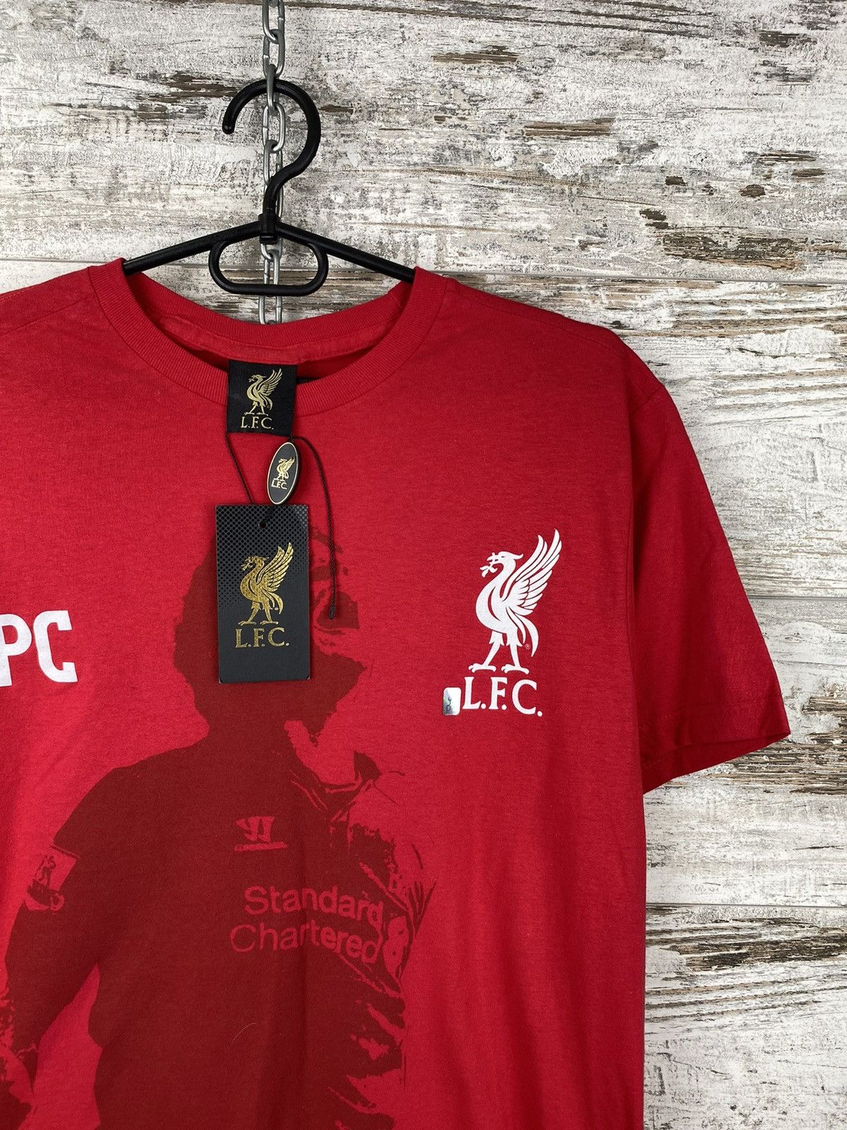 Vintage Mens Vintage New FC Liverpool Coutinho T Shirt soccer jersey Size US L / EU 52-54 / 3 - 2 Thumbnail