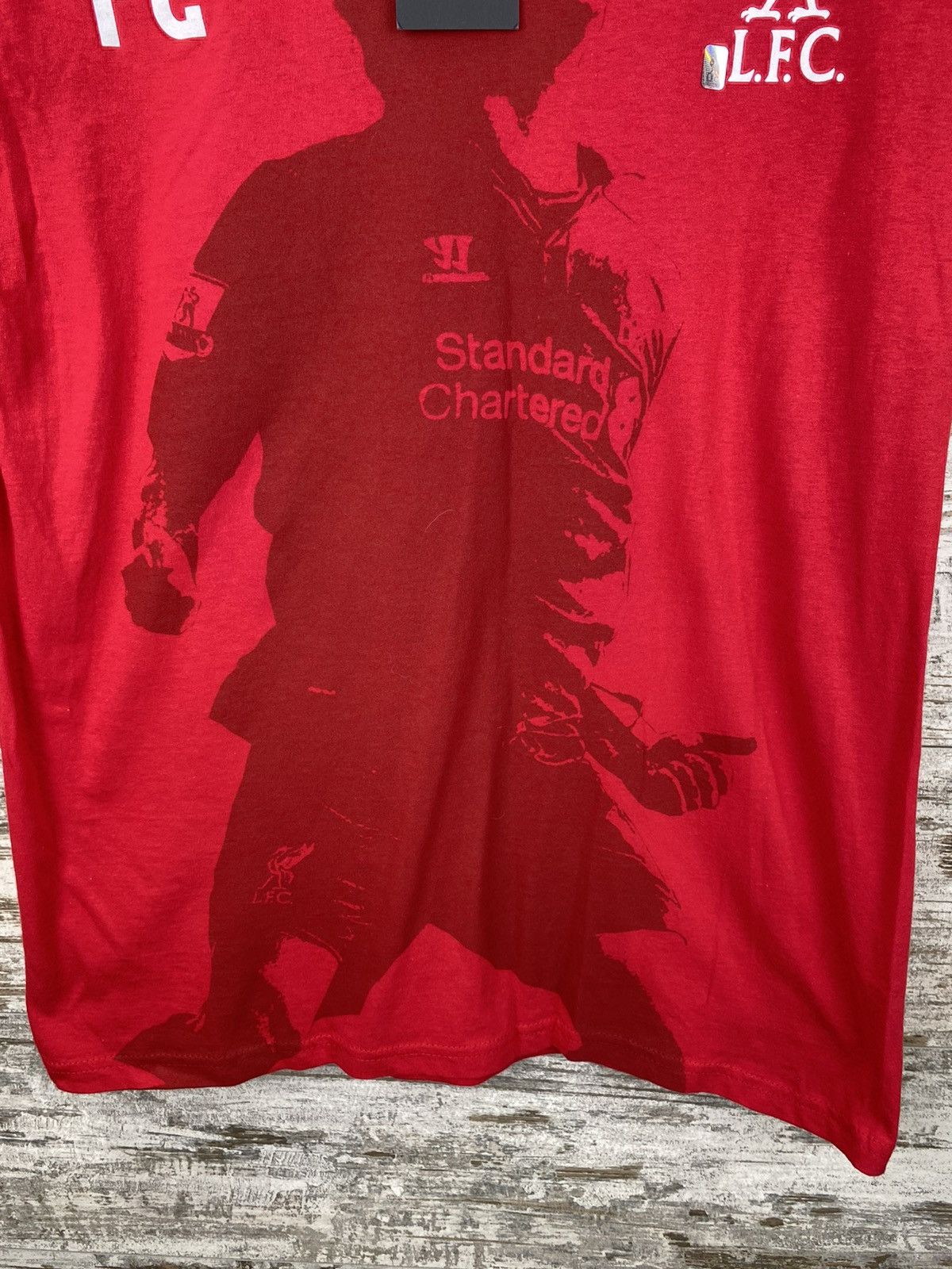 Vintage Mens Vintage New FC Liverpool Coutinho T Shirt soccer jersey Size US L / EU 52-54 / 3 - 4 Thumbnail