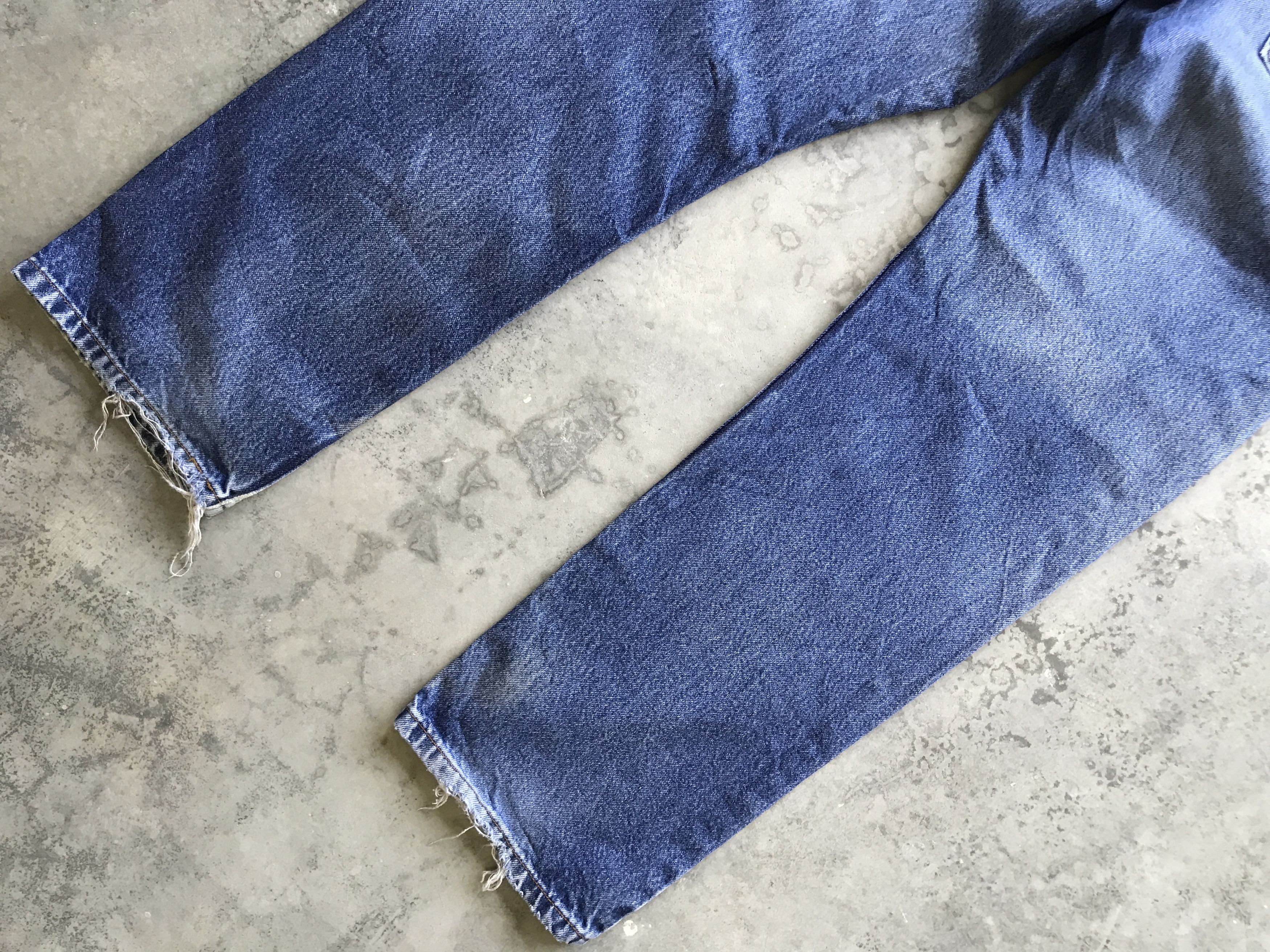 Levi's VLEV53 - Levis 505 Light Distressed Jeans Size US 37 - 10 Thumbnail