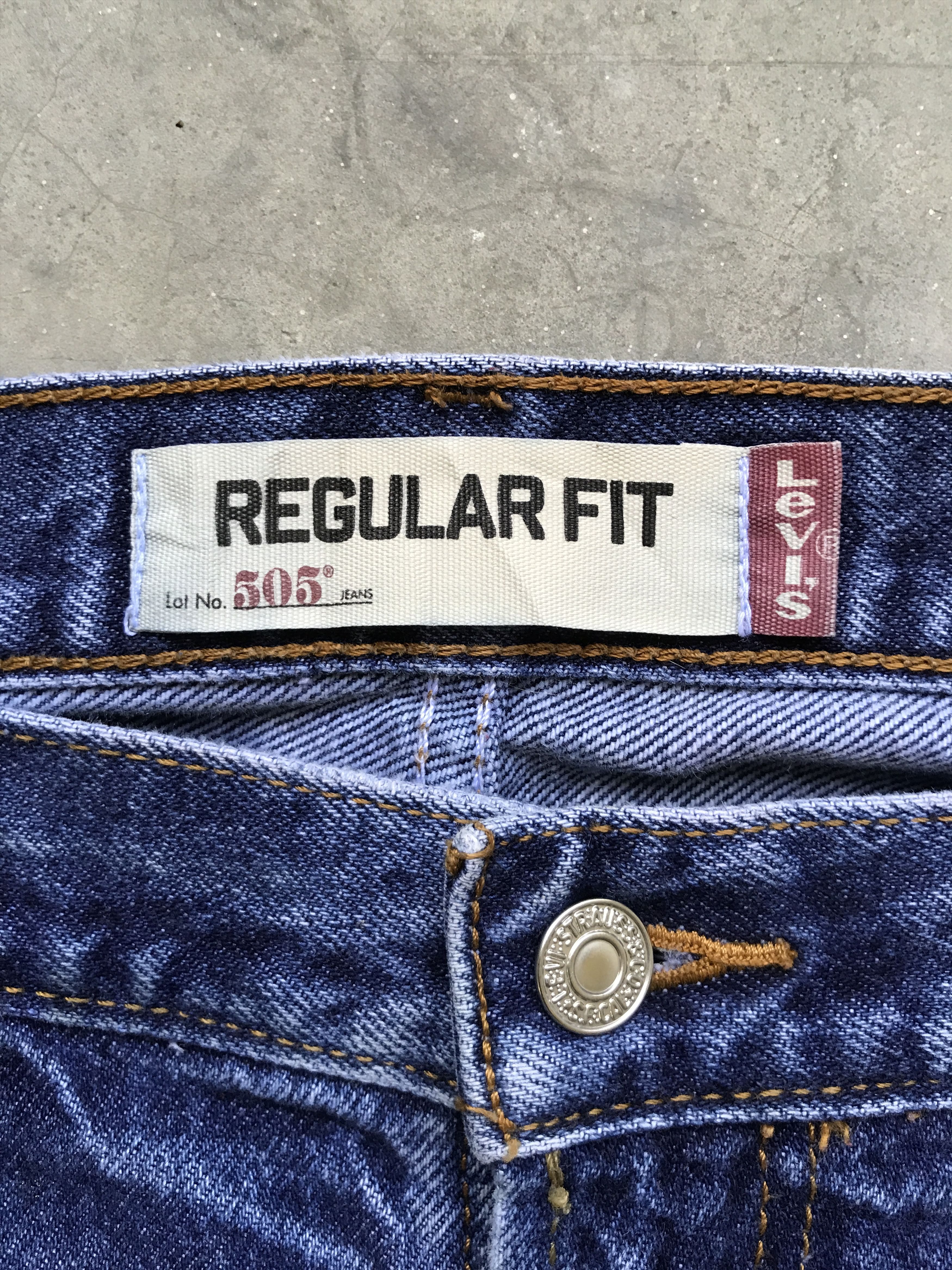 Levi's VLEV53 - Levis 505 Light Distressed Jeans Size US 37 - 6 Thumbnail
