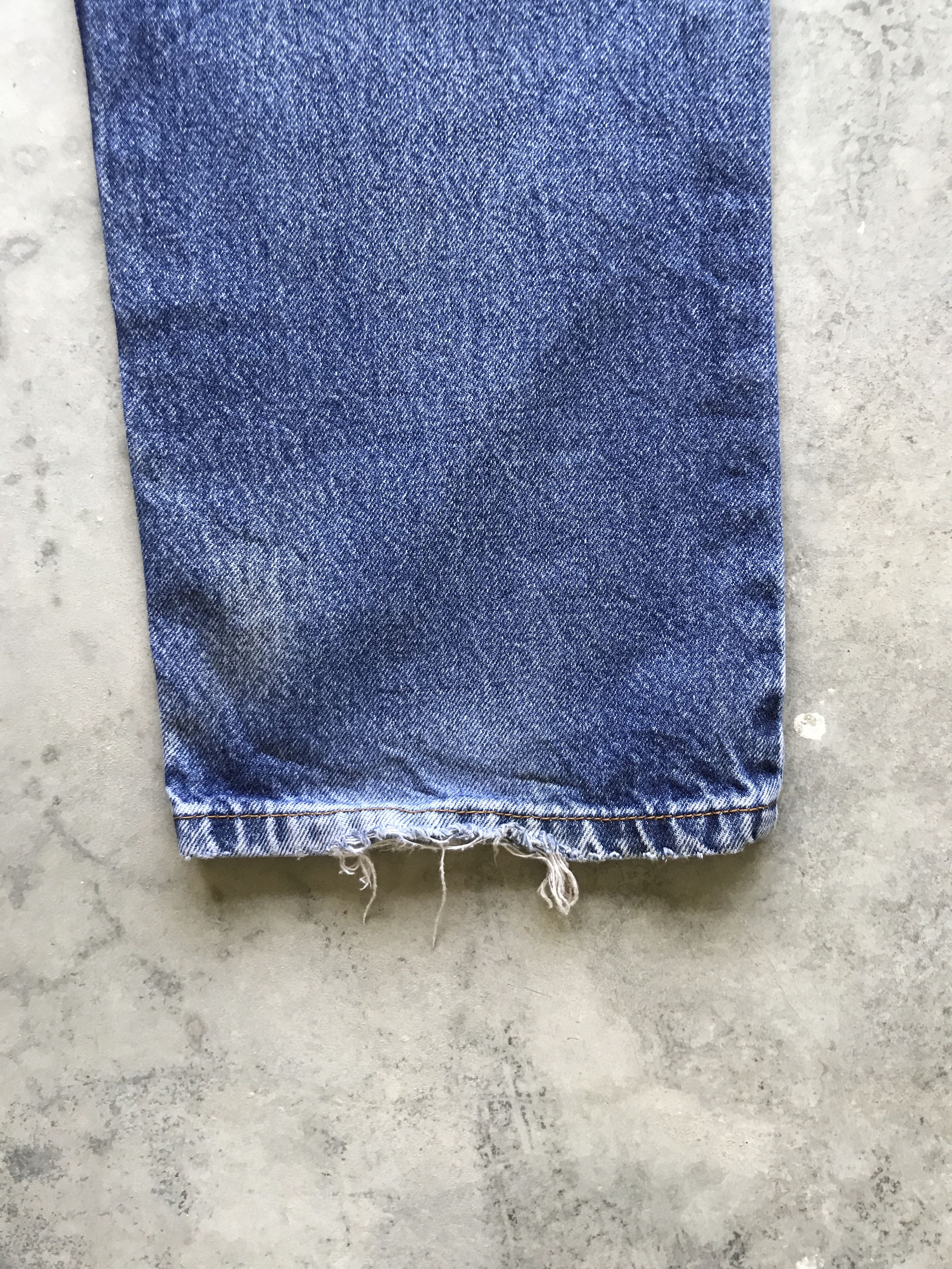 Levi's VLEV53 - Levis 505 Light Distressed Jeans Size US 37 - 12 Thumbnail