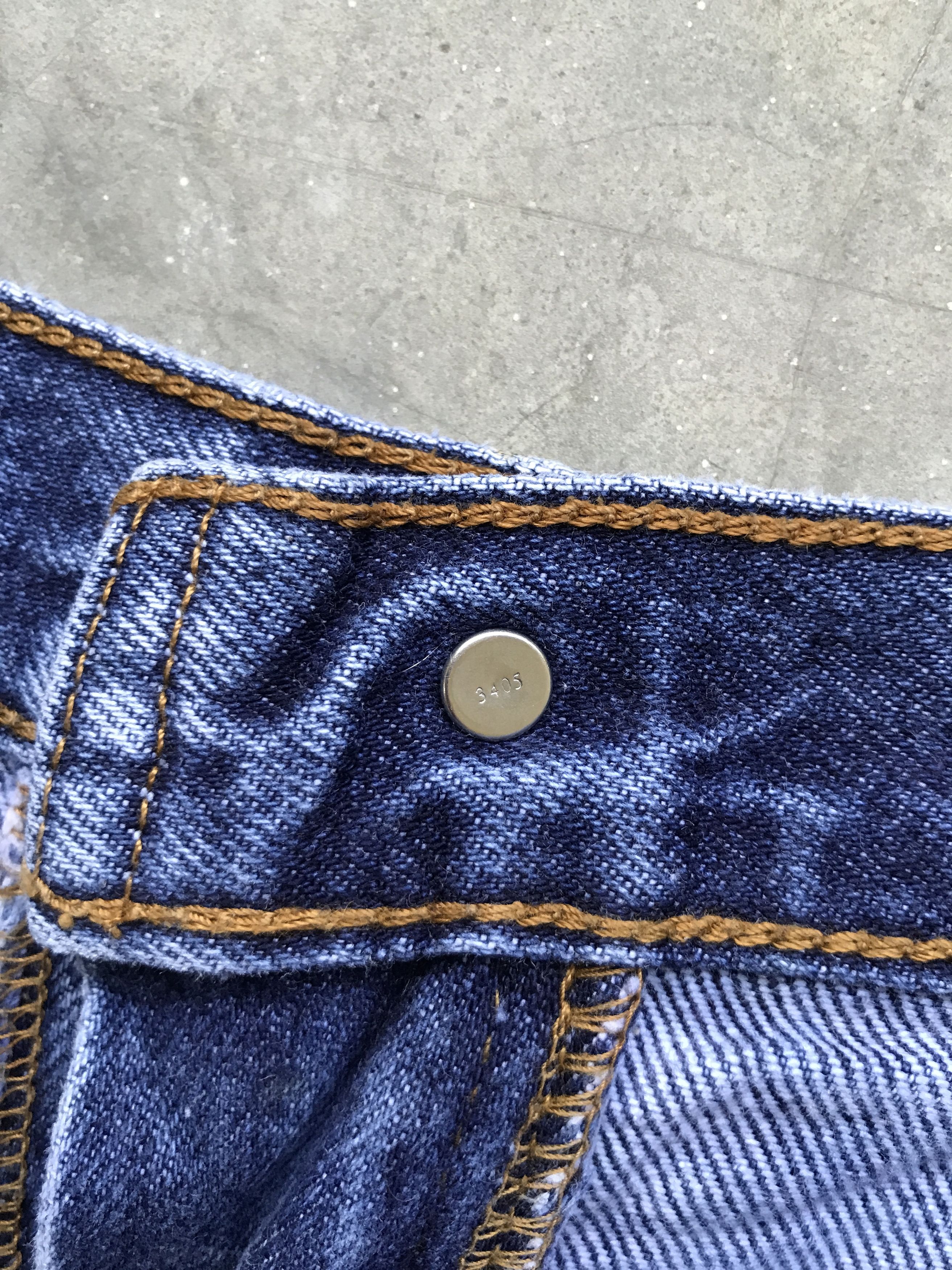 Levi's VLEV53 - Levis 505 Light Distressed Jeans Size US 37 - 15 Thumbnail