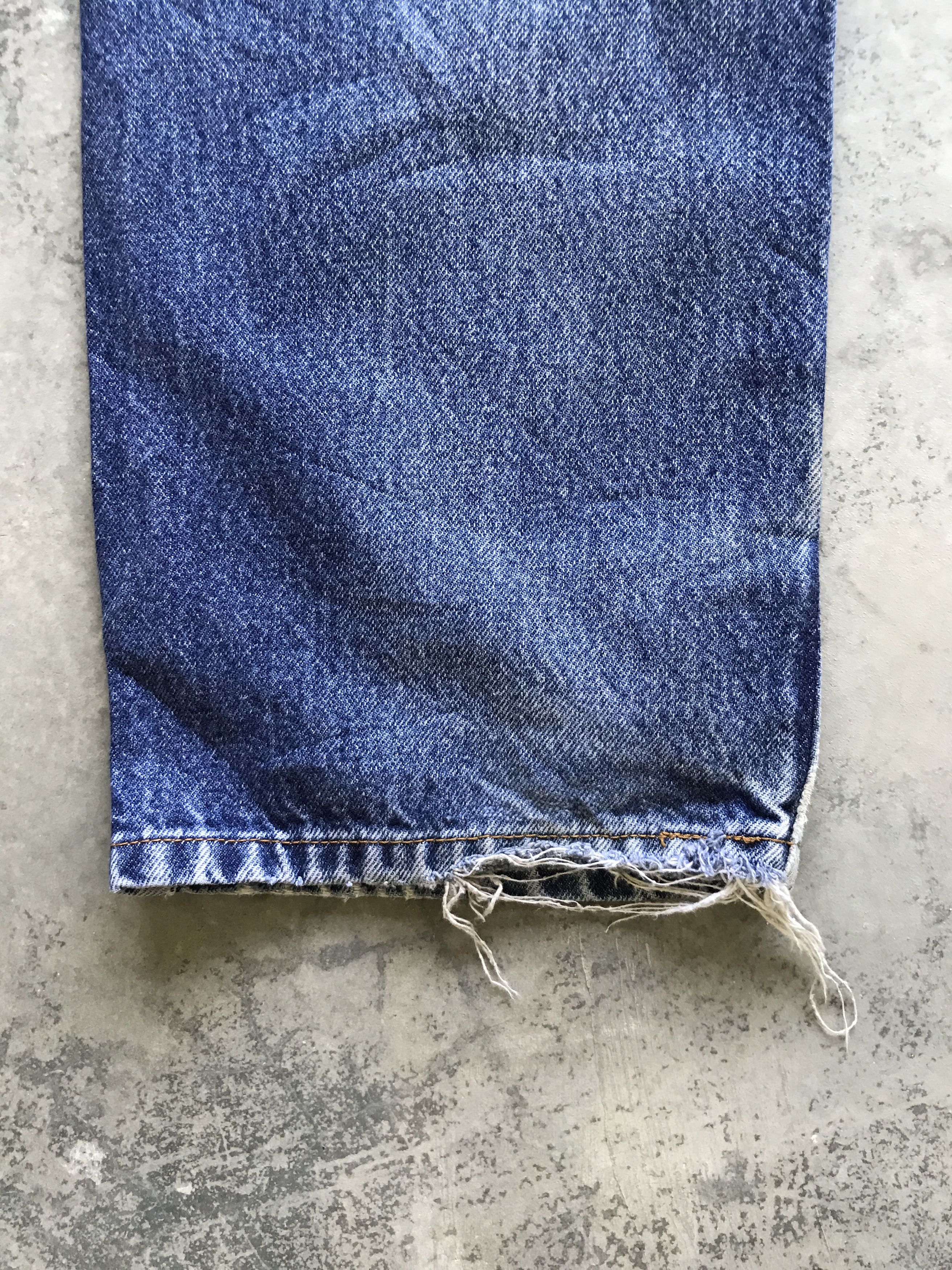 Levi's VLEV53 - Levis 505 Light Distressed Jeans Size US 37 - 11 Thumbnail