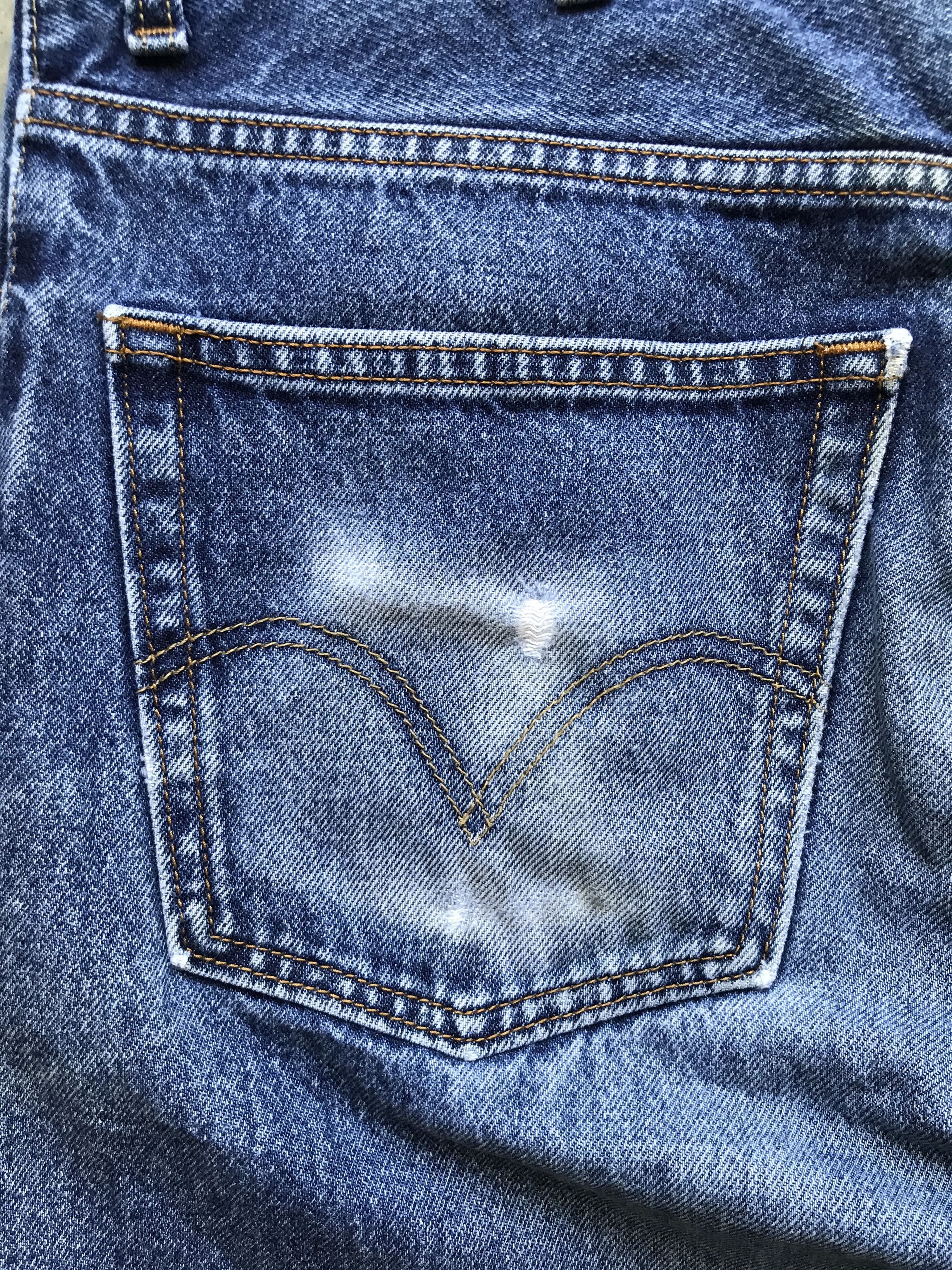 Levi's VLEV53 - Levis 505 Light Distressed Jeans Size US 37 - 13 Thumbnail