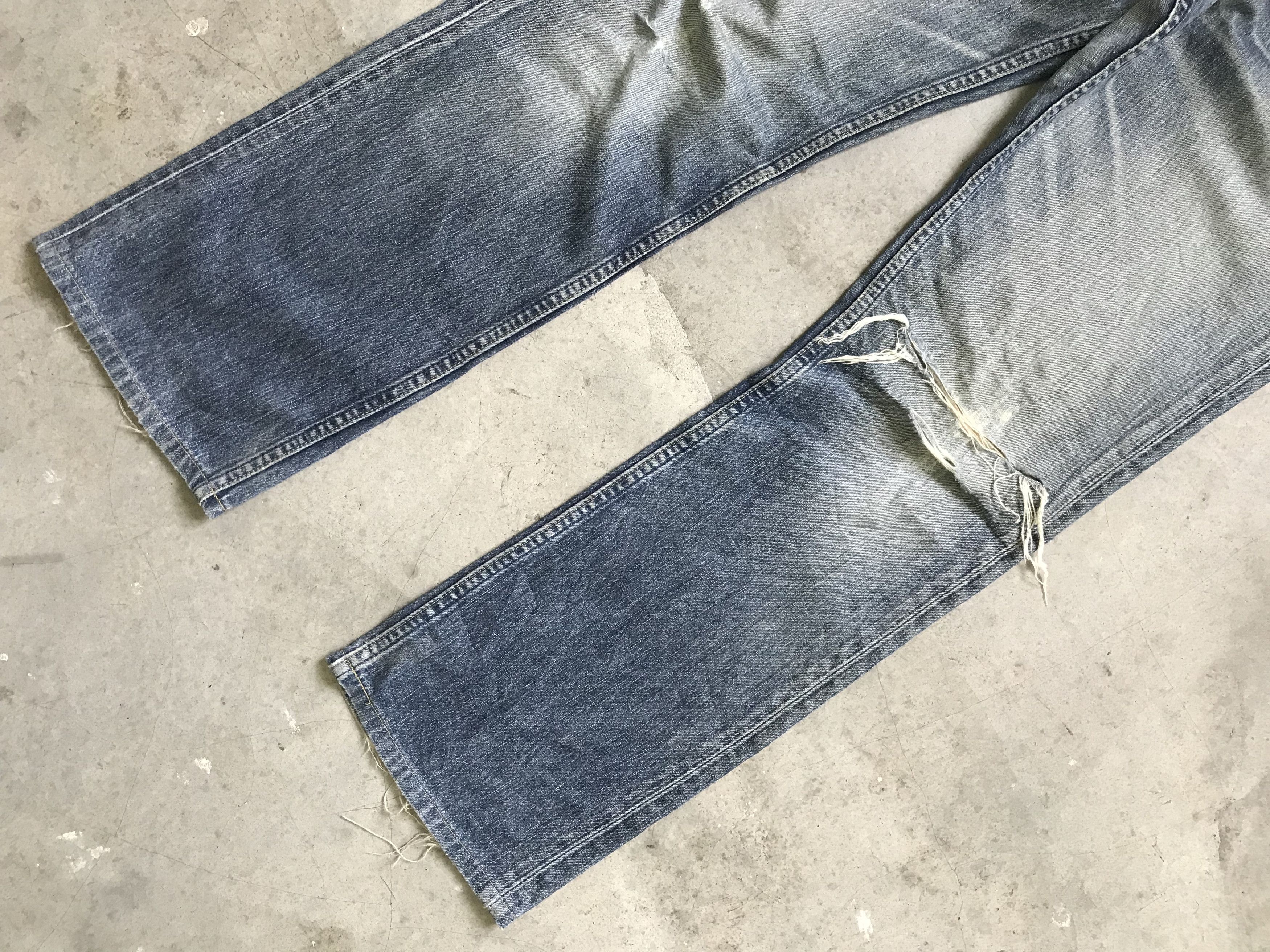 Levi's VLEV35 - Flare Levis 507 Distressed Denim Custom Military Size US 31 - 3 Thumbnail