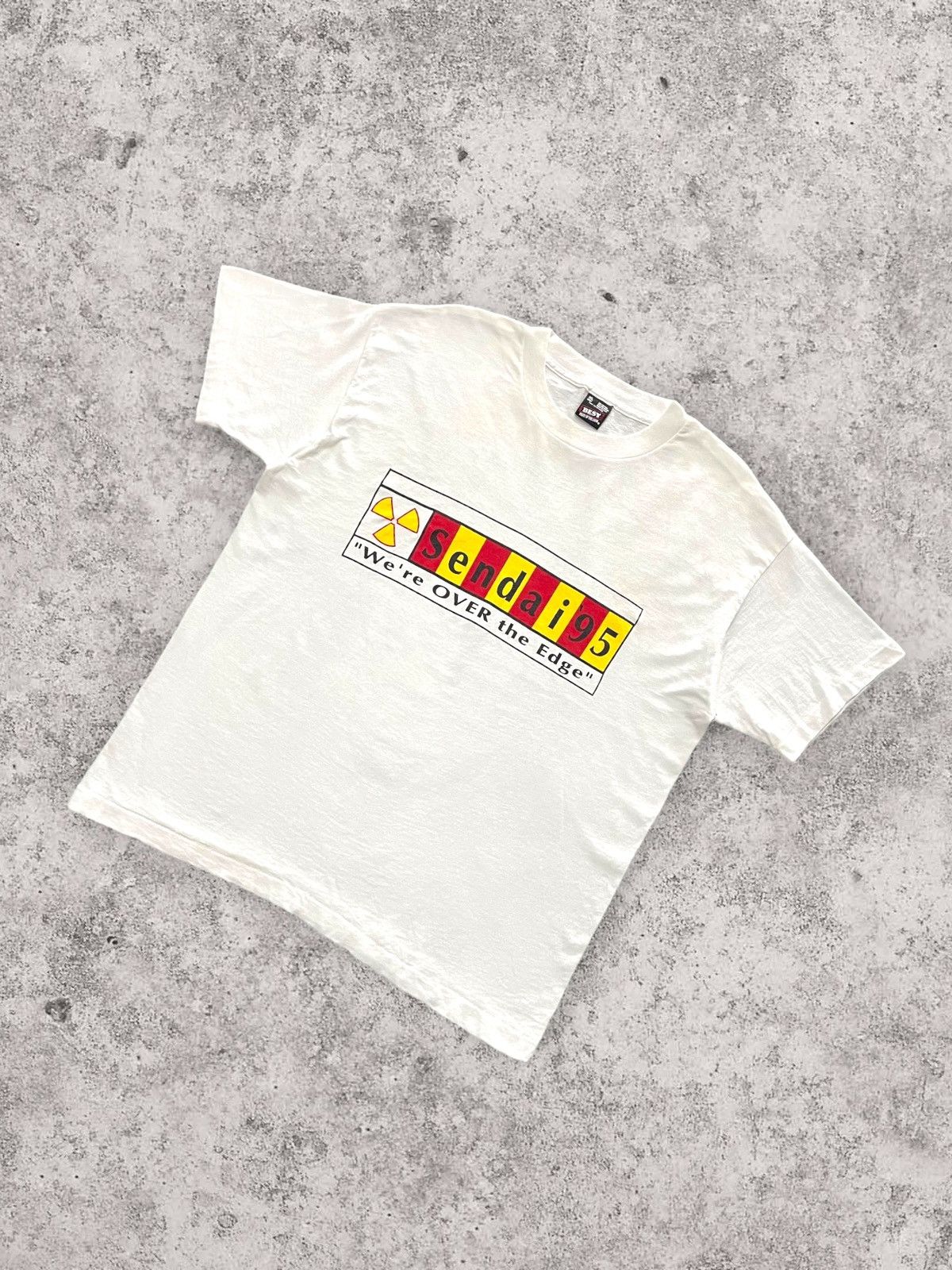 Office Magazine × Sony × Vintage Vintage Sendai 95 We Over The Edge List Gaming Megazine Tee Size US XL / EU 56 / 4 - 3 Thumbnail