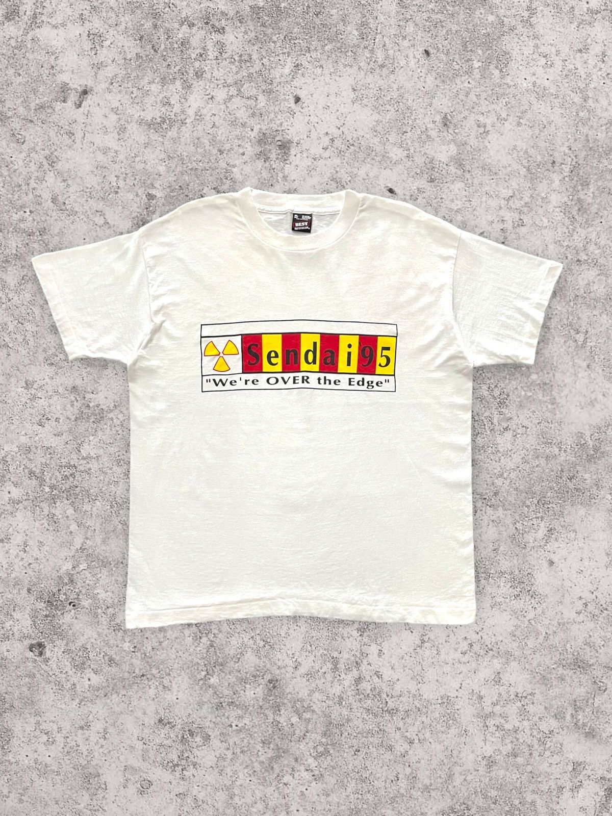 Office Magazine × Sony × Vintage Vintage Sendai 95 We Over The Edge List Gaming Megazine Tee Size US XL / EU 56 / 4 - 1 Thumbnail
