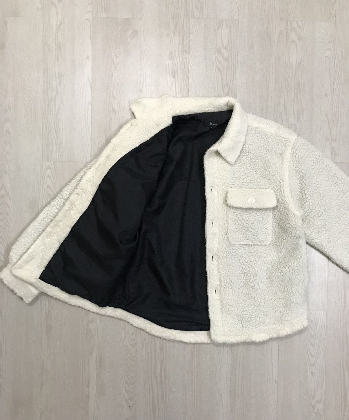 Japanese Brand Vintage Japan Deep Pile Sherpa Jacket Trucker Jacket Size US M / EU 48-50 / 2 - 9 Thumbnail