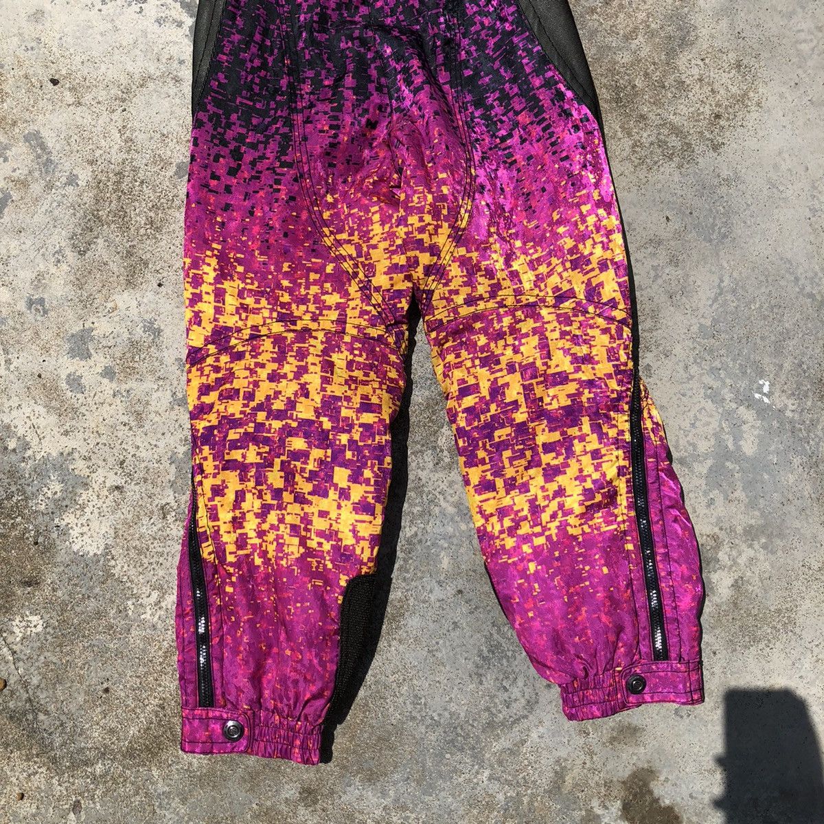 Japanese Brand MULTI COLOUR RARE SALOMON OVERALL SKI Size US 33 - 10 Thumbnail