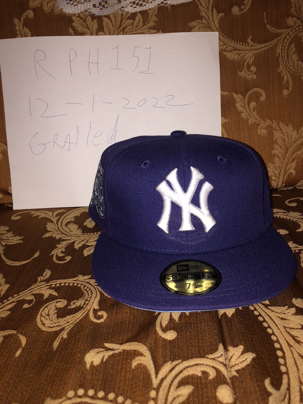New Era Purple New York Yankees Fitted 71/4 Size ONE SIZE - 1 Thumbnail