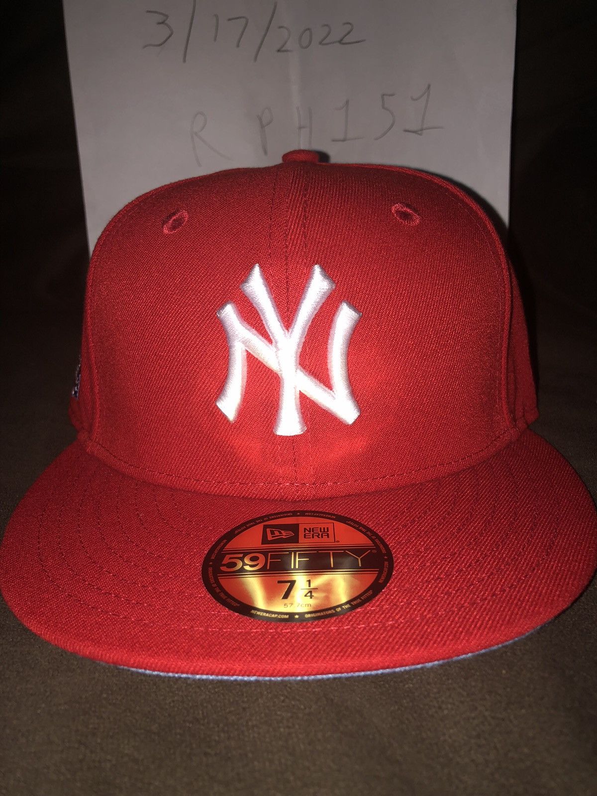 New Era New York Yankees Red Fitted 7 1/4 Size ONE SIZE - 1 Thumbnail