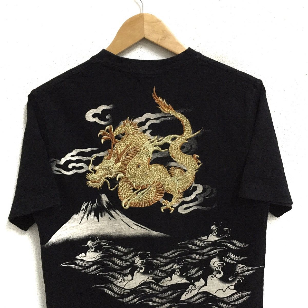 Japanese Brand SUKAJAN DRAGON EMBROIDERED JAPANESE TRADITIONAL T-SHIRT Size US M / EU 48-50 / 2 - 3 Thumbnail