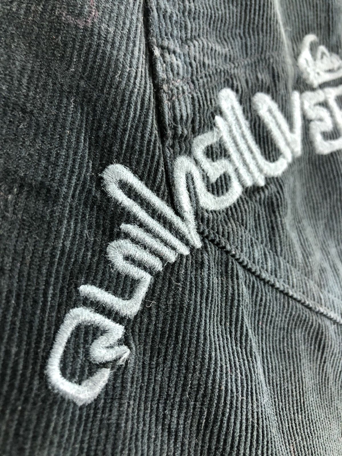 Quiksilver Vintage Quilksilver Corduroy Pants Embroidered Logo Size US 33 - 12 Thumbnail
