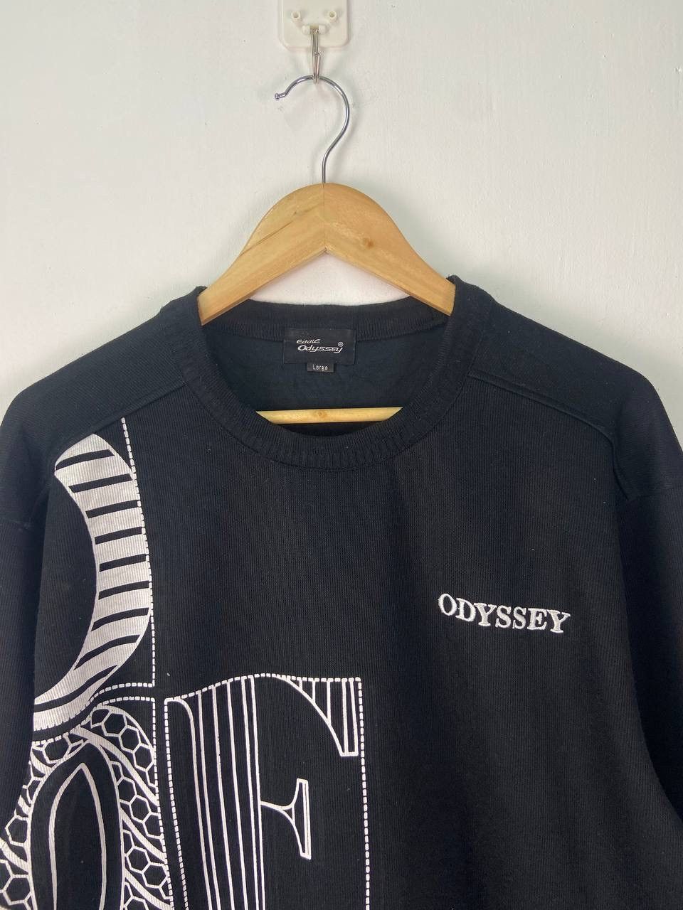 Japanese Brand × Vintage Vintage Eddie Odyssey Sweatshirt Big Logo Spellout Size US L / EU 52-54 / 3 - 3 Thumbnail