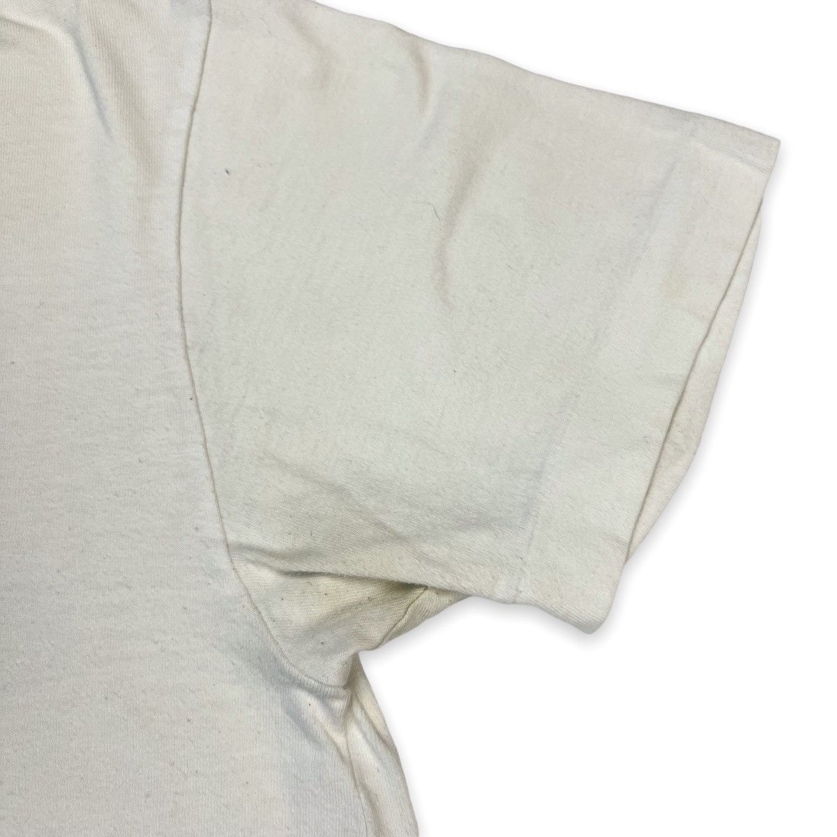 Comme des Garcons Comme Des Garcons Play Shirt CDG Play Heart Short Sleeve Tee Size US S / EU 44-46 / 1 - 4 Thumbnail