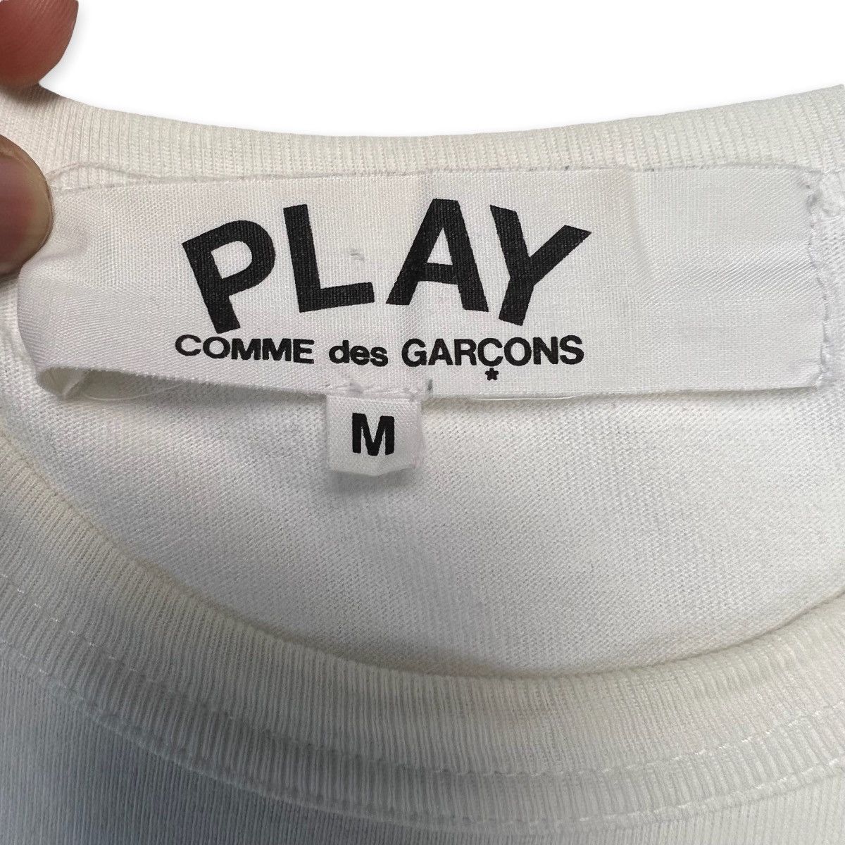 Comme des Garcons Comme Des Garcons Play Shirt CDG Play Heart Short Sleeve Tee Size US S / EU 44-46 / 1 - 7 Thumbnail