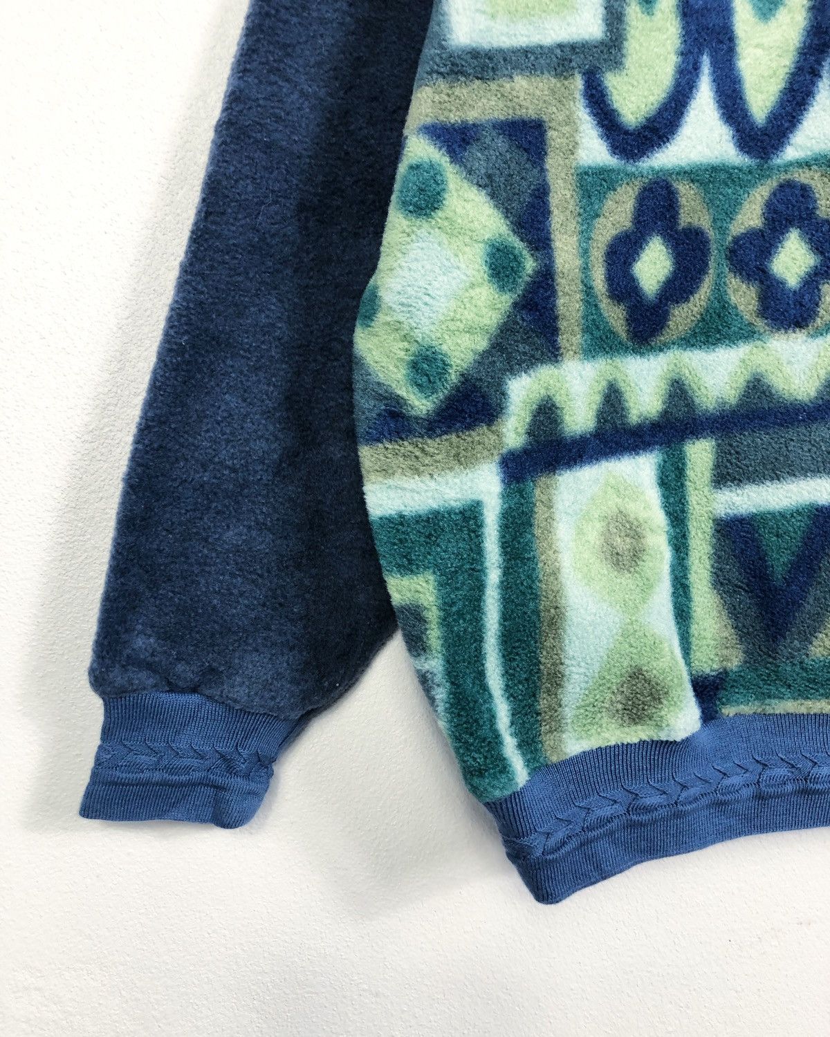 Polartec × Vintage Vintage Kahala Club Hawaii X Polartec Fleece Sweatshirt Size US L / EU 52-54 / 3 - 4 Thumbnail
