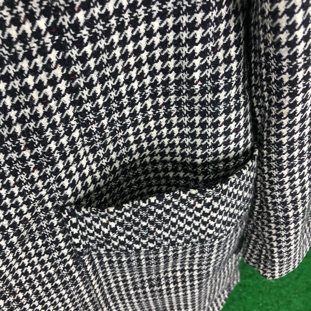 Japanese Brand Vintage Houndstooth Blazer Luxury Style by Third Man Size US M / EU 48-50 / 2 - 9 Thumbnail