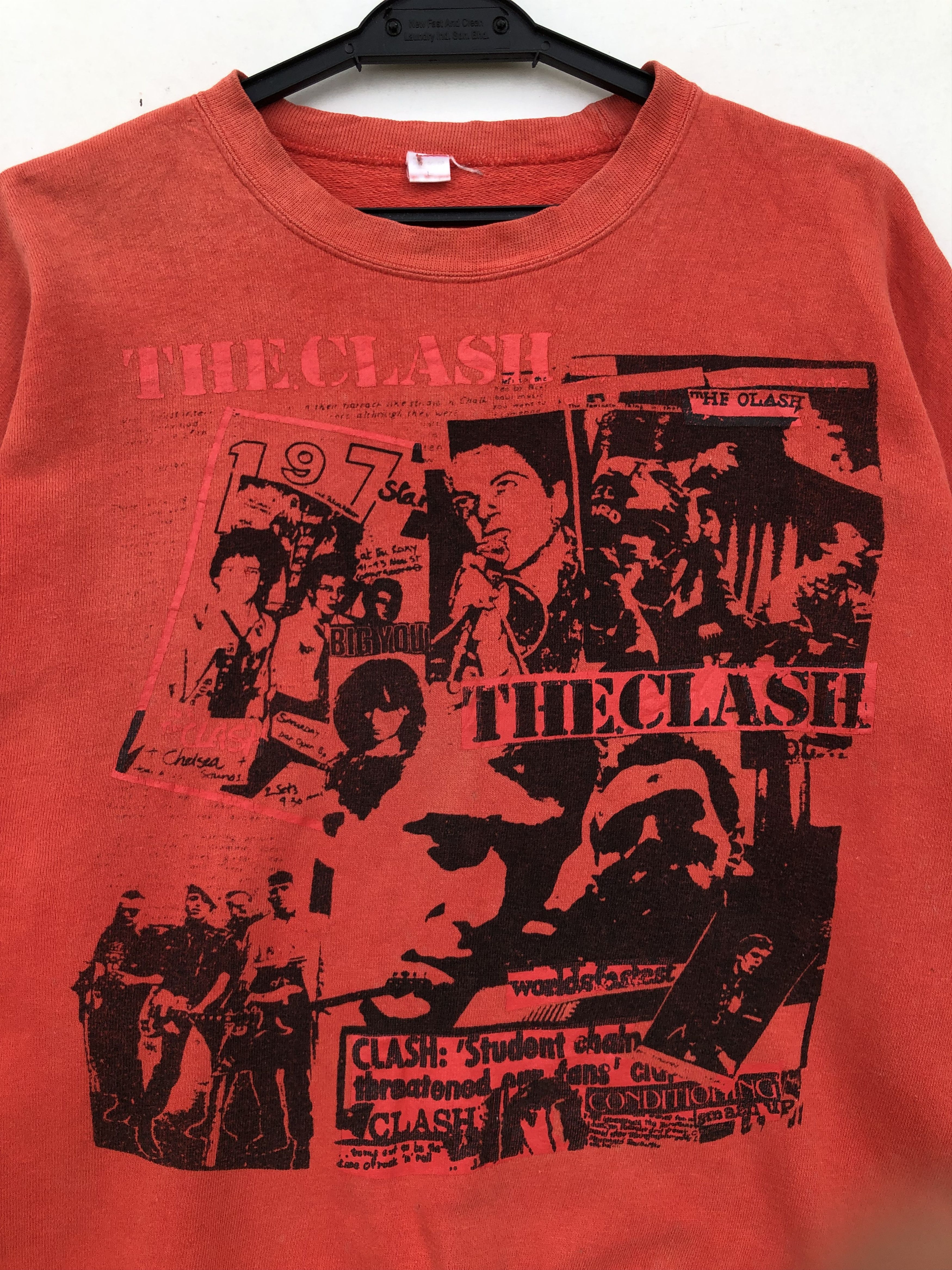 Band Tees RARE🔥VTG 90’S THE CLASH POST-PUNK SWEATSHIRT MADE IN JAPAN Size US L / EU 52-54 / 3 - 3 Thumbnail