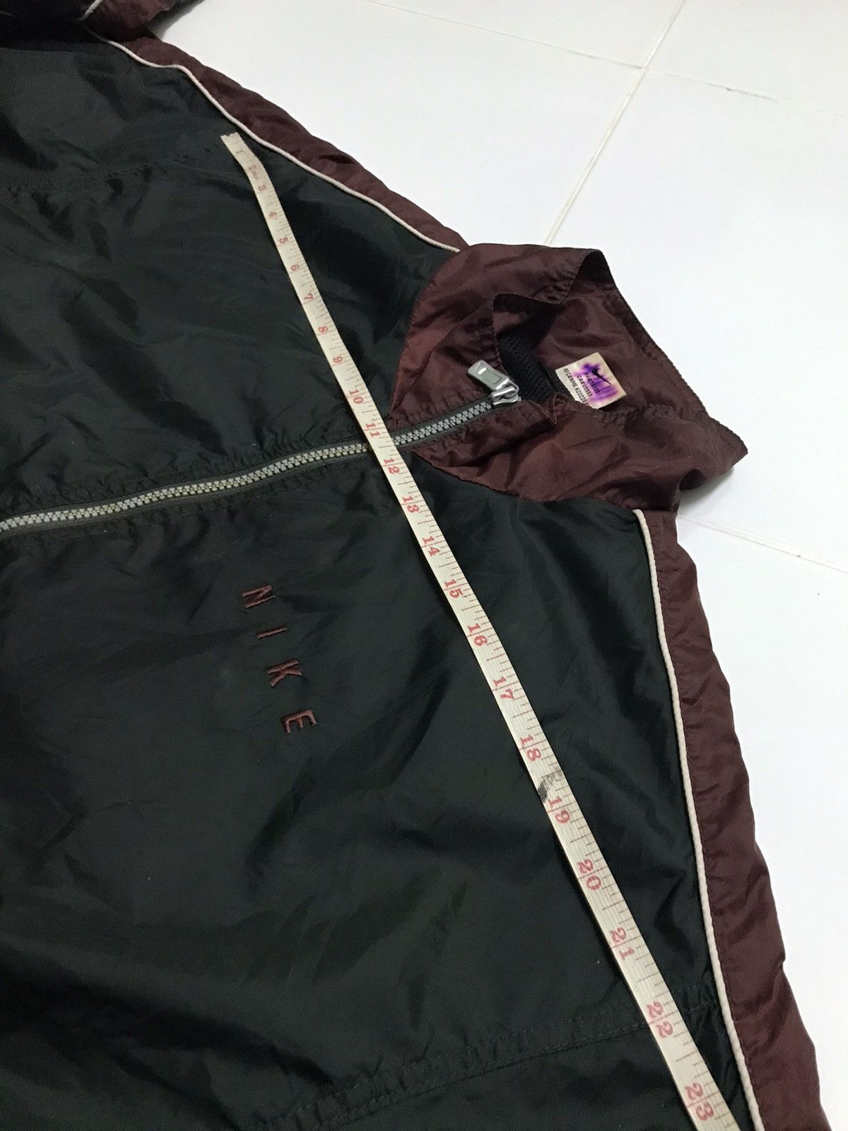 Nike × Vintage vtg 90s nike jacket Size US L / EU 52-54 / 3 - 11 Thumbnail